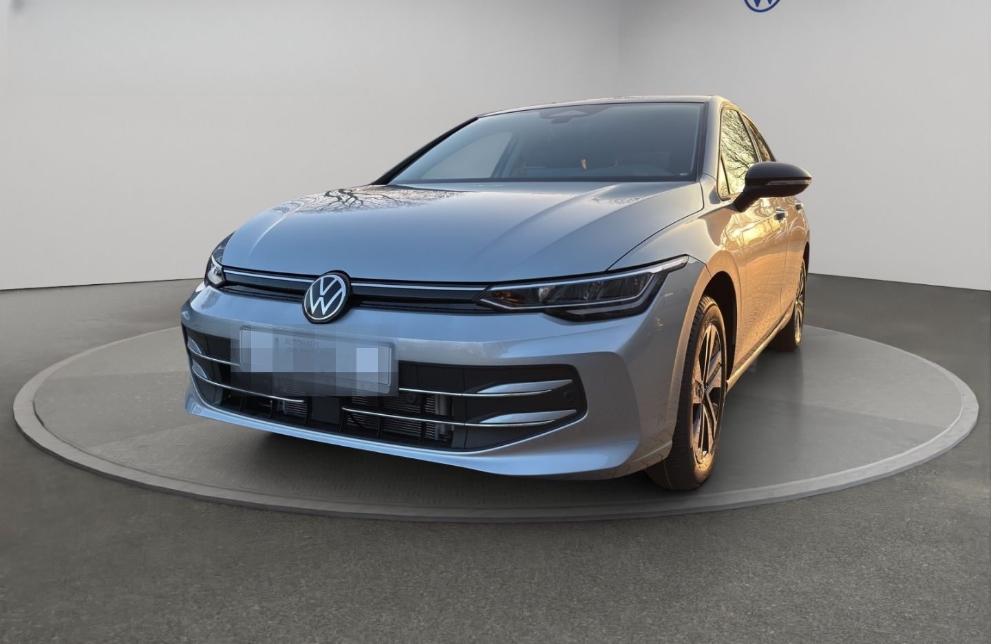 Volkswagen Golf ENERGY 1.5 eTSI DSG,AHK,ACC,RFK,SHZ foto 2