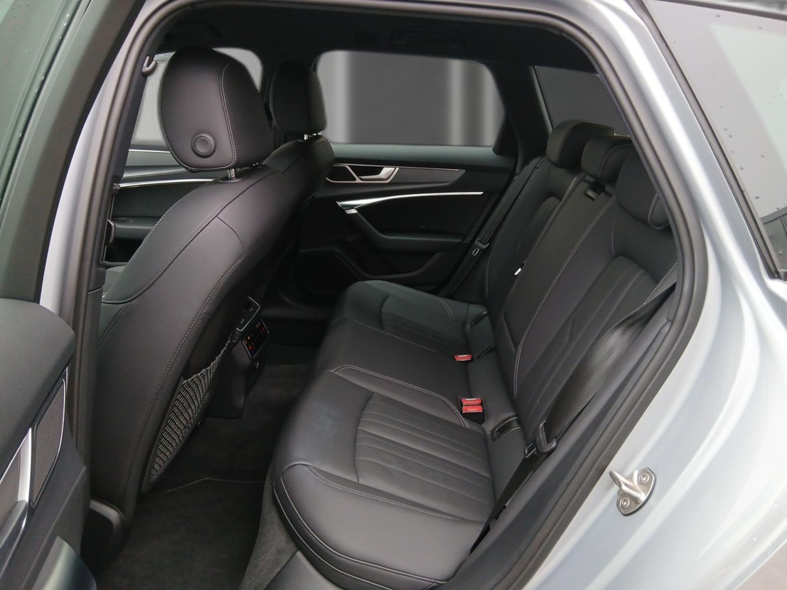 Audi A6 Avant 45 TFSI Adv. S tronic *AHK*TOUR*SHZ* foto 11