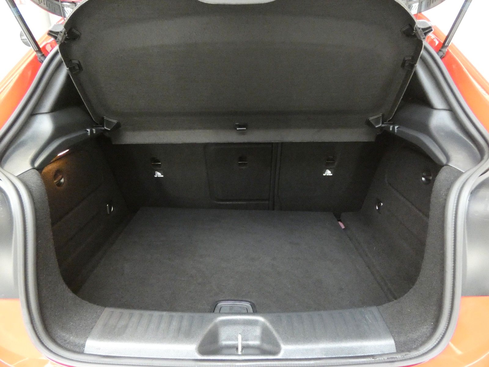 Mercedes-Benz A 250 AMG Sport*Navi*Panorama*LM 18 foto 25