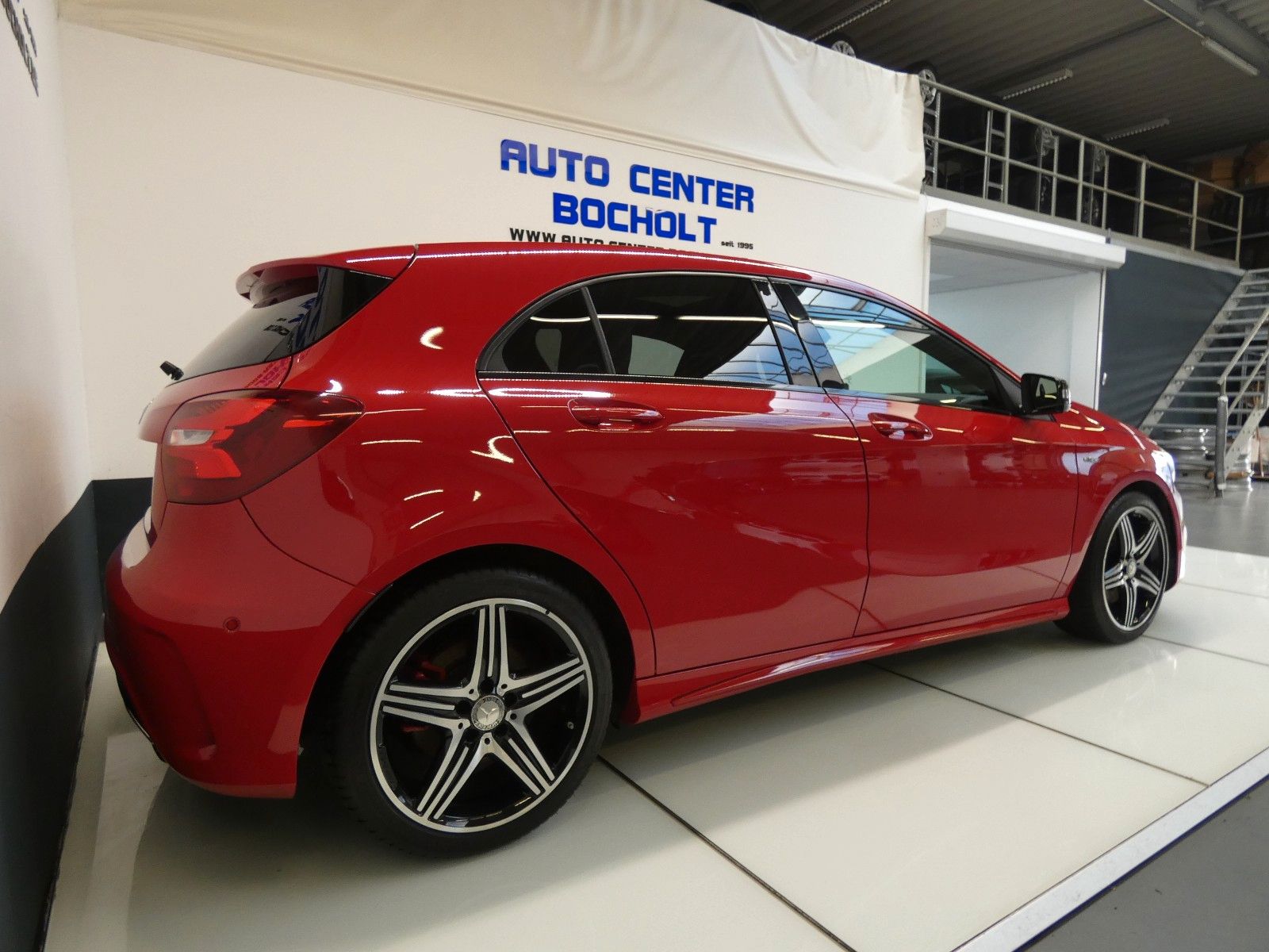 Mercedes-Benz A 250 AMG Sport*Navi*Panorama*LM 18 foto 10