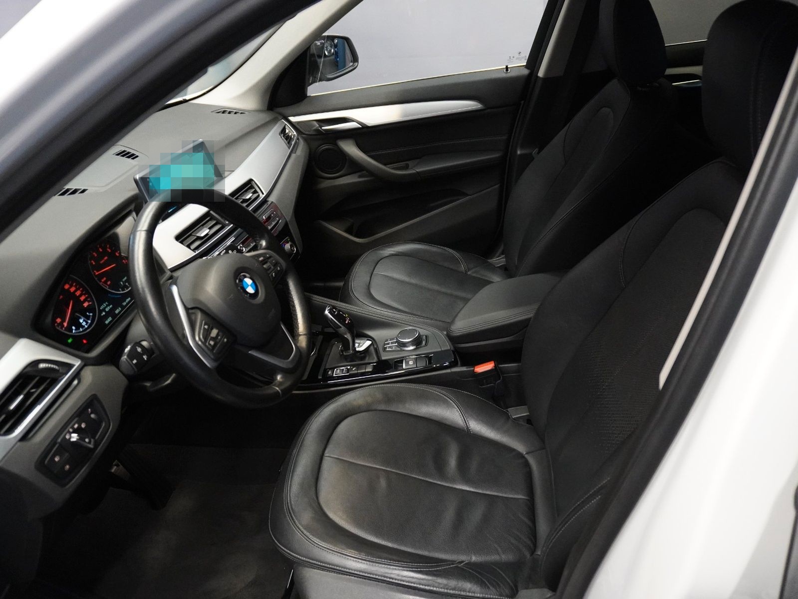 BMW X1 sDrive 20i XLine| NAVI | LEDER | PDC | AHK | foto 12