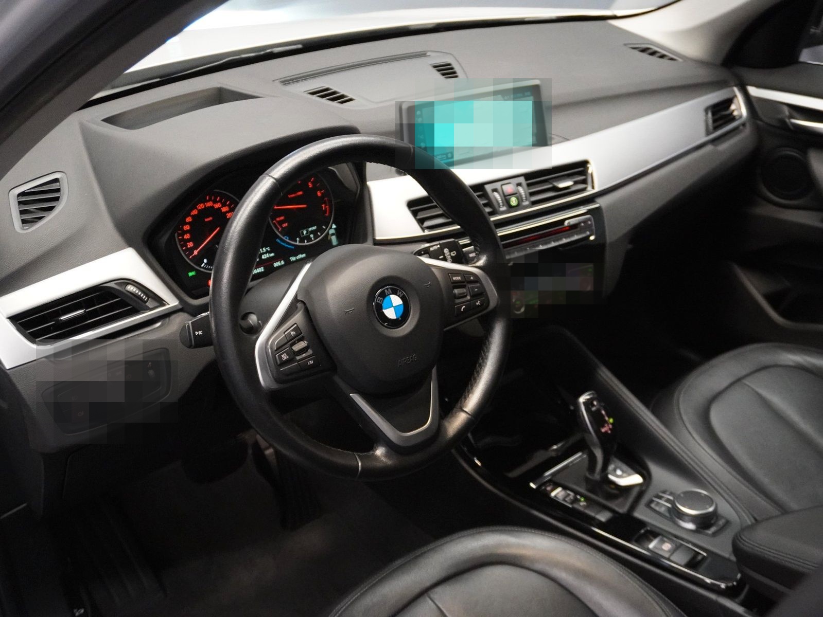 BMW X1 sDrive 20i XLine| NAVI | LEDER | PDC | AHK | foto 13