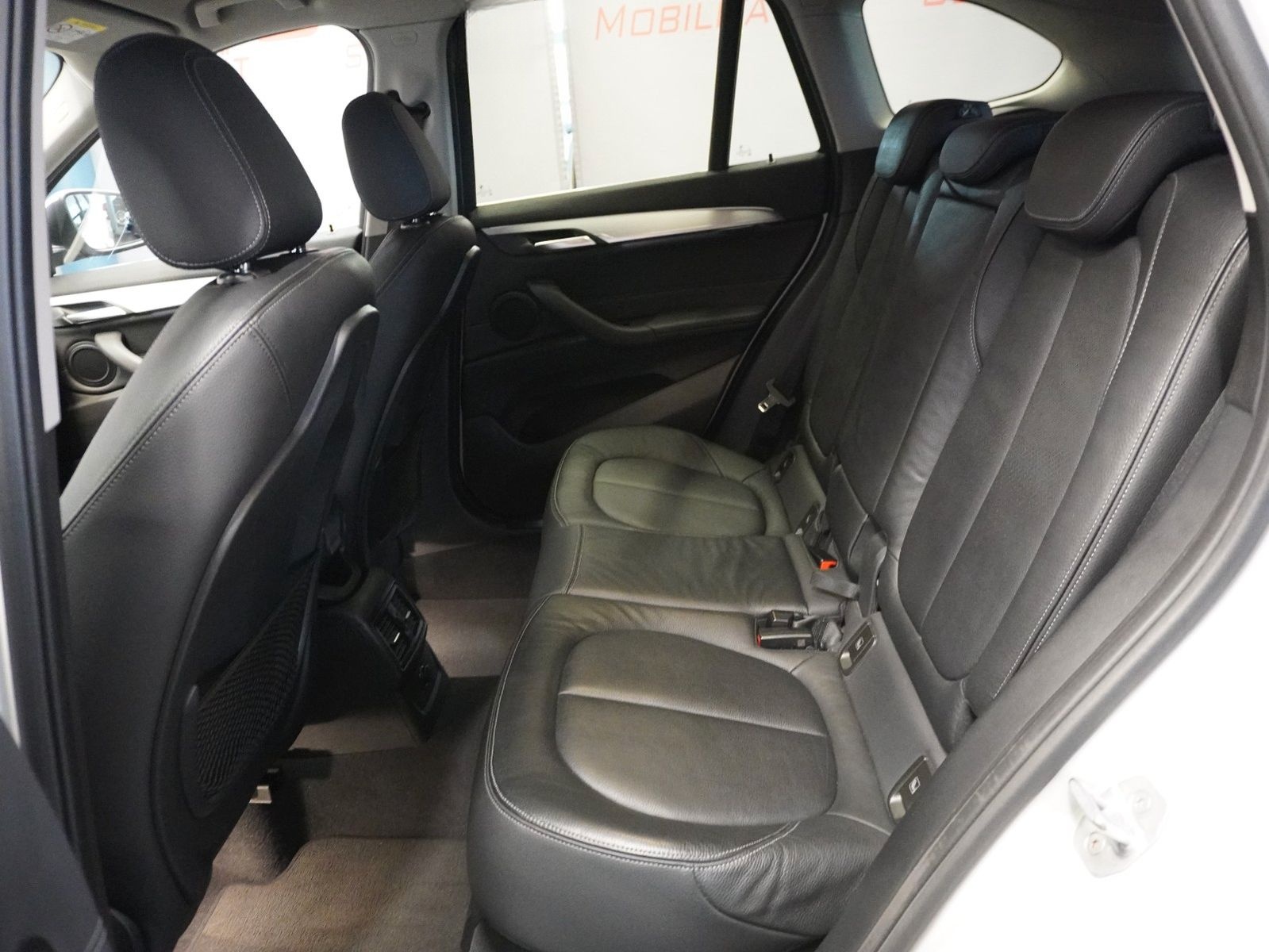 BMW X1 sDrive 20i XLine| NAVI | LEDER | PDC | AHK | foto 14
