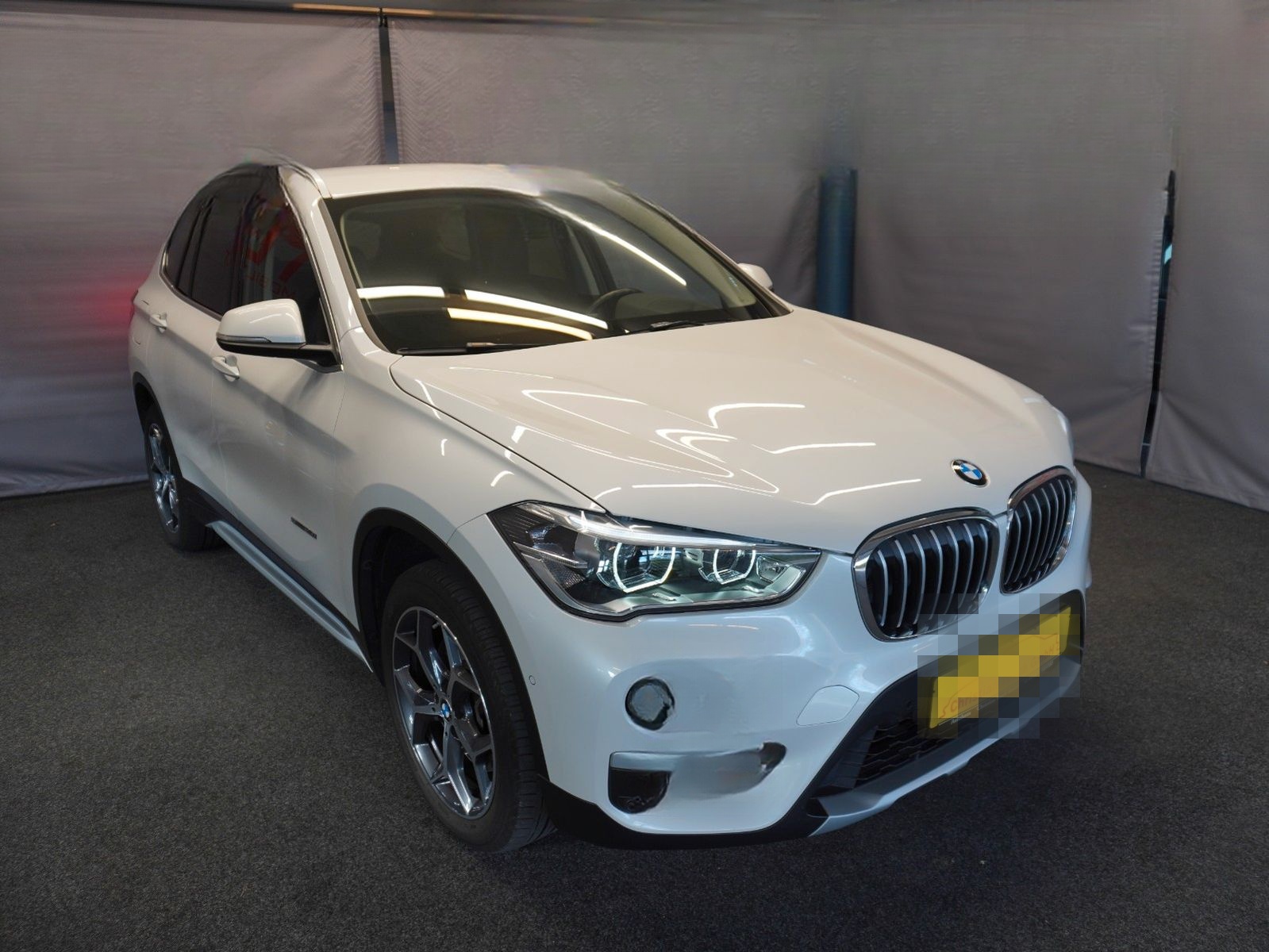 BMW X1 sDrive 20i XLine| NAVI | LEDER | PDC | AHK | foto 4