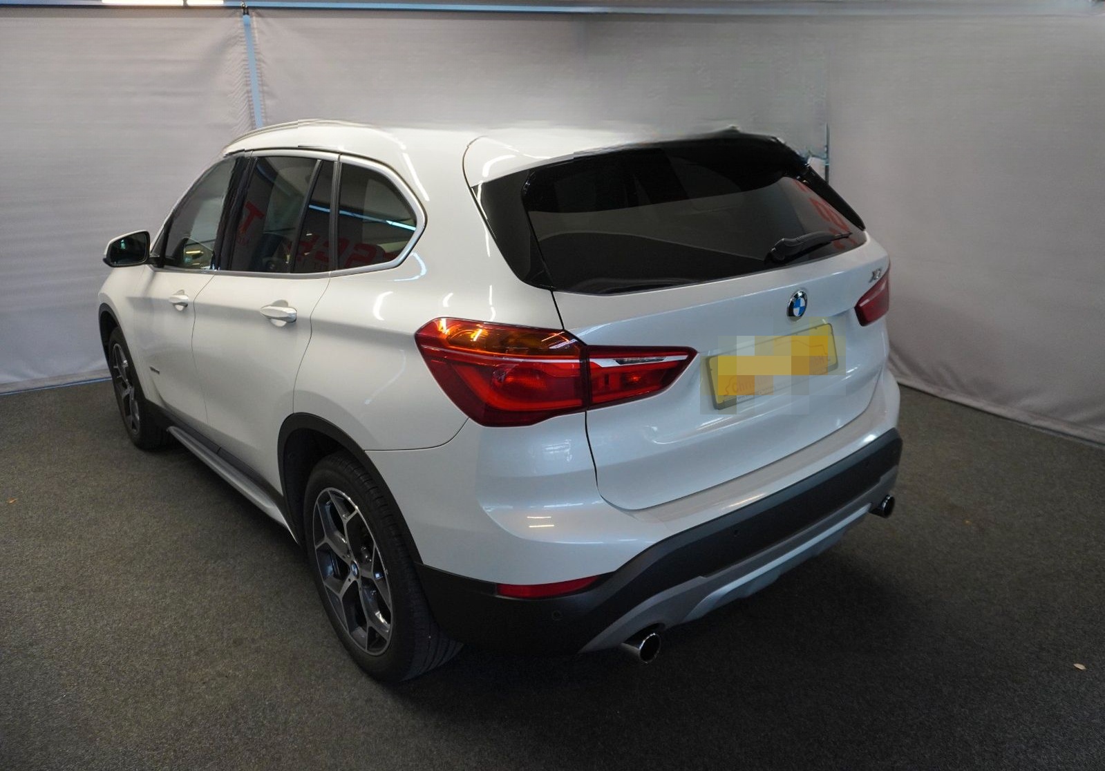 BMW X1 sDrive 20i XLine| NAVI | LEDER | PDC | AHK | foto 7