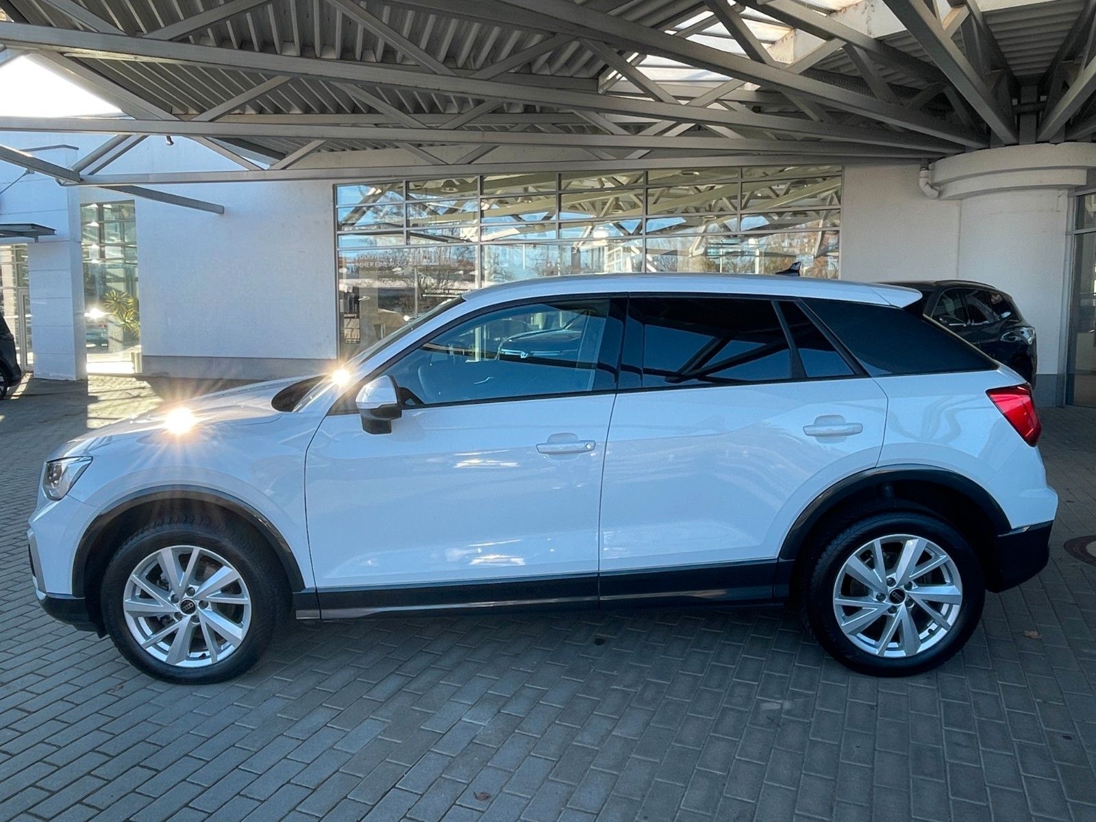 Audi Q2 35 TFSI S tronic advanced foto 2