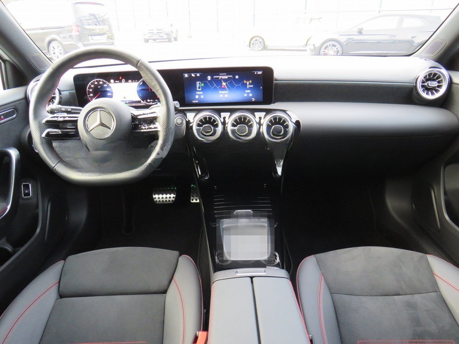 Mercedes-Benz A 250 e AMG Line Advanced Plus+MULTIB.+DISTR+AHK foto 16