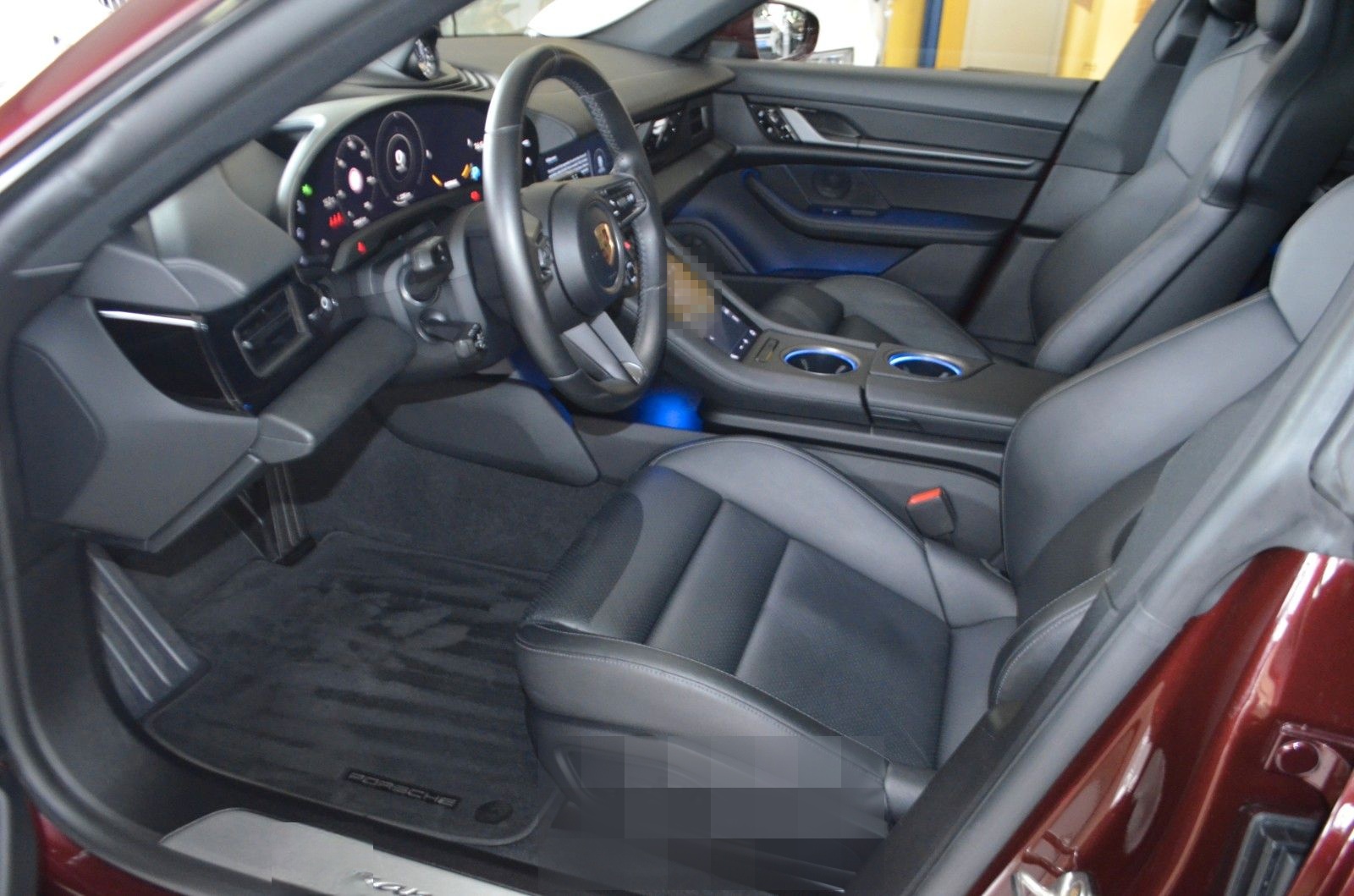 Porsche Taycan 4 S Bi-XENON / NAVI / LEDER / R-KAMERA foto 11