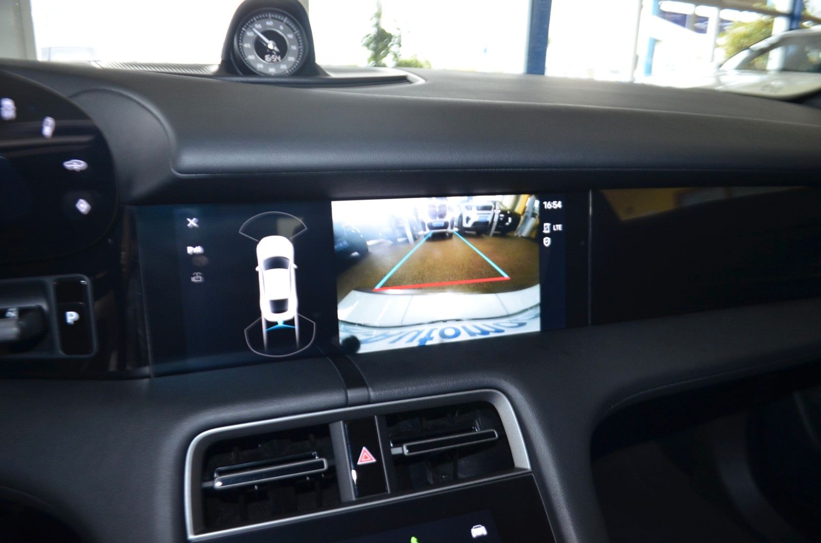 Porsche Taycan 4 S Bi-XENON / NAVI / LEDER / R-KAMERA foto 15
