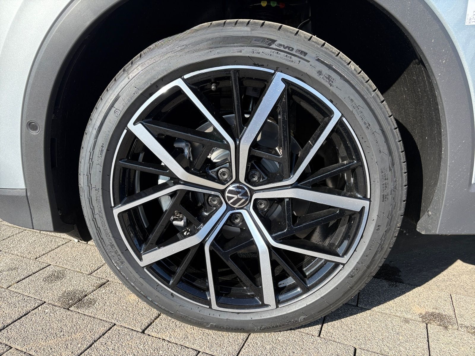 Volkswagen Tiguan Elegance 2.0 l TDI DSG AHK IQ.Drive IQ.Li foto 15