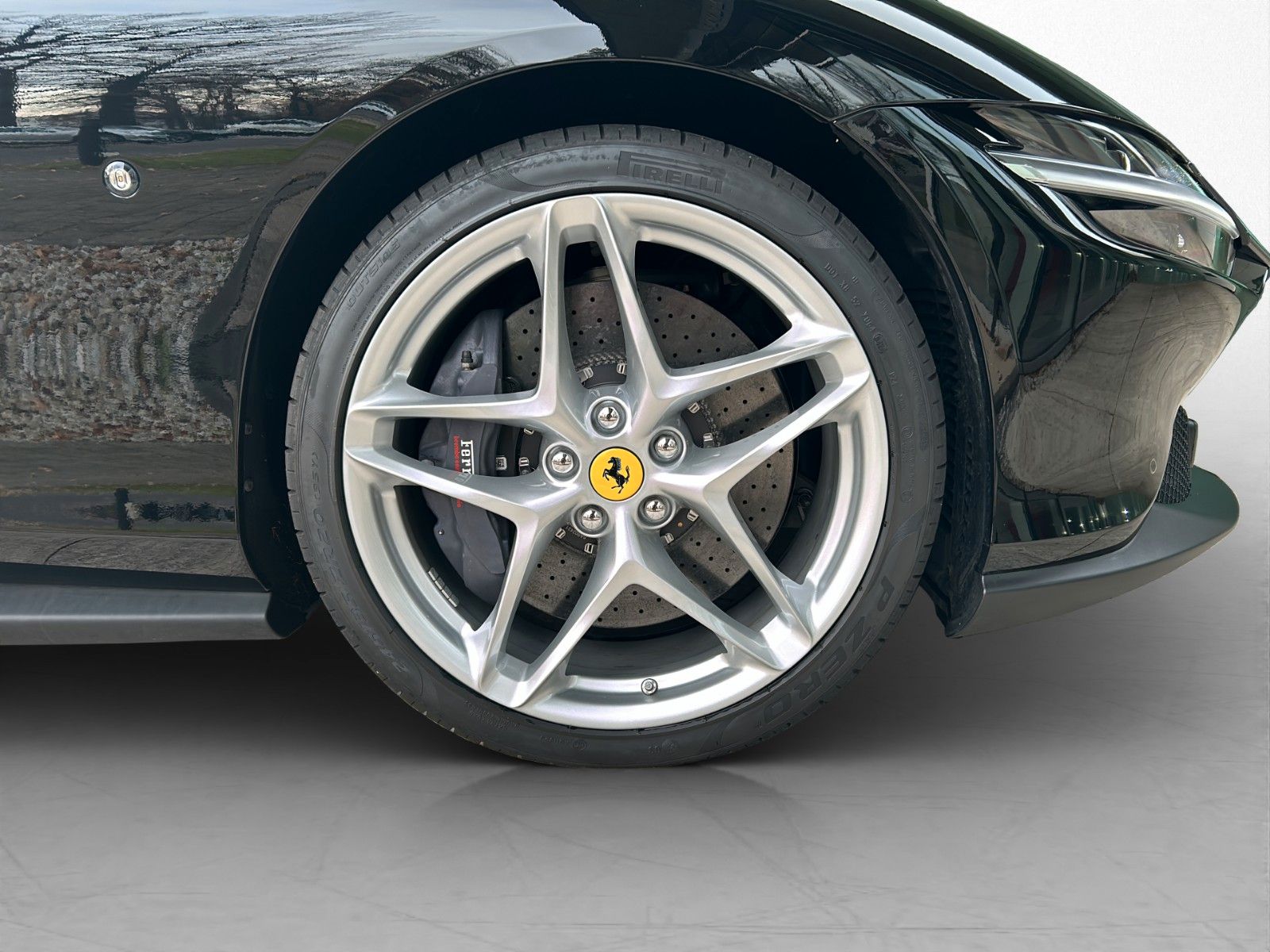 Ferrari Roma Spider / Atelier / Outdoor Leder foto 10