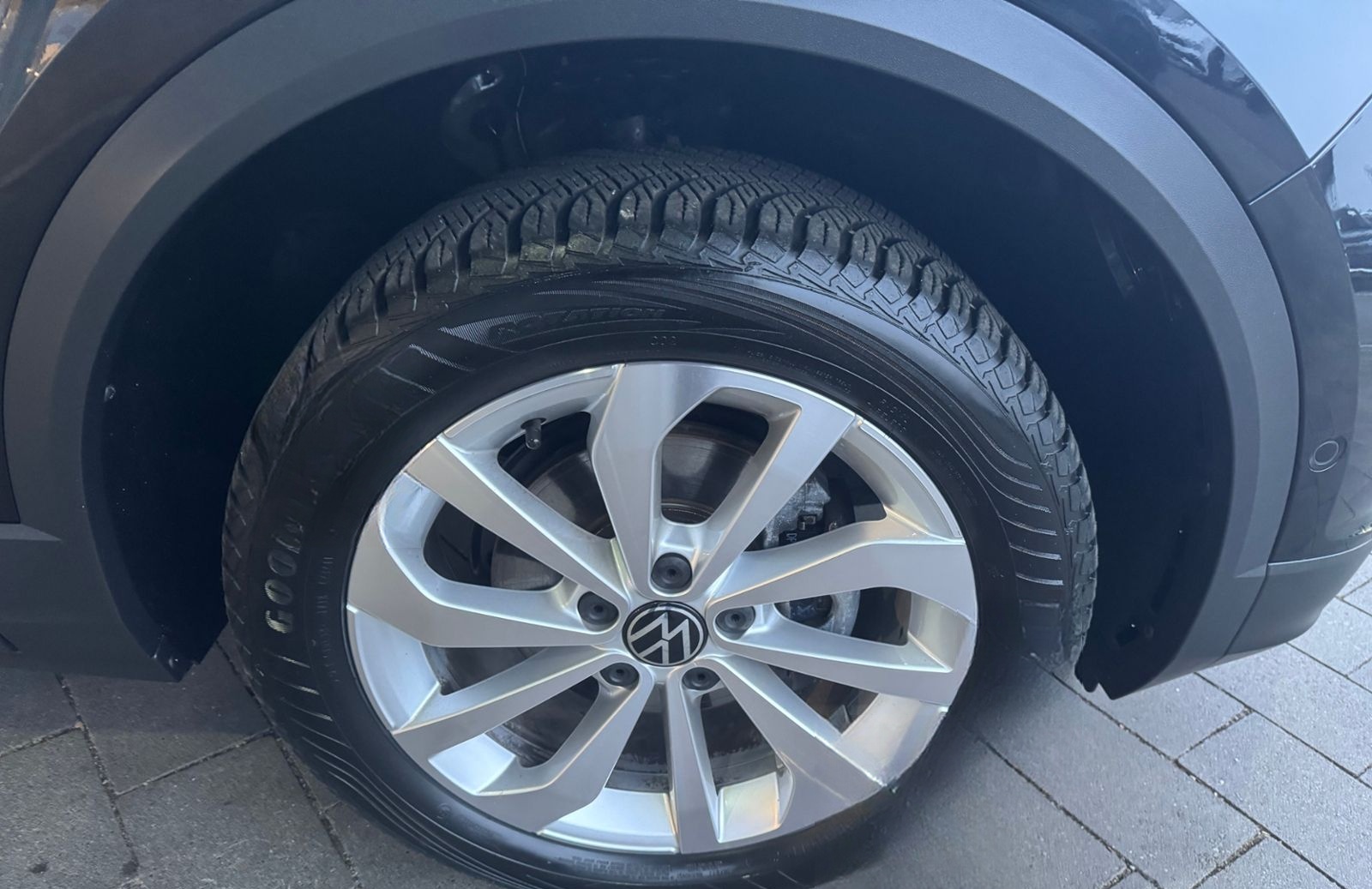 Volkswagen T-Roc 1.5 TSI DSG Style AHK/LED/ACC/APP/ALLSEASO foto 14