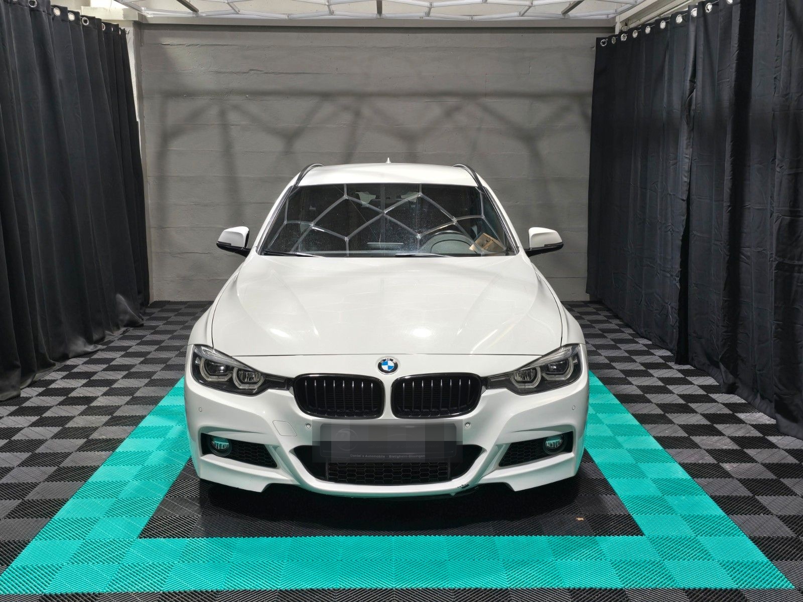 BMW 318i Touring M Sport Shadow Automatik PDC NAVI foto 2