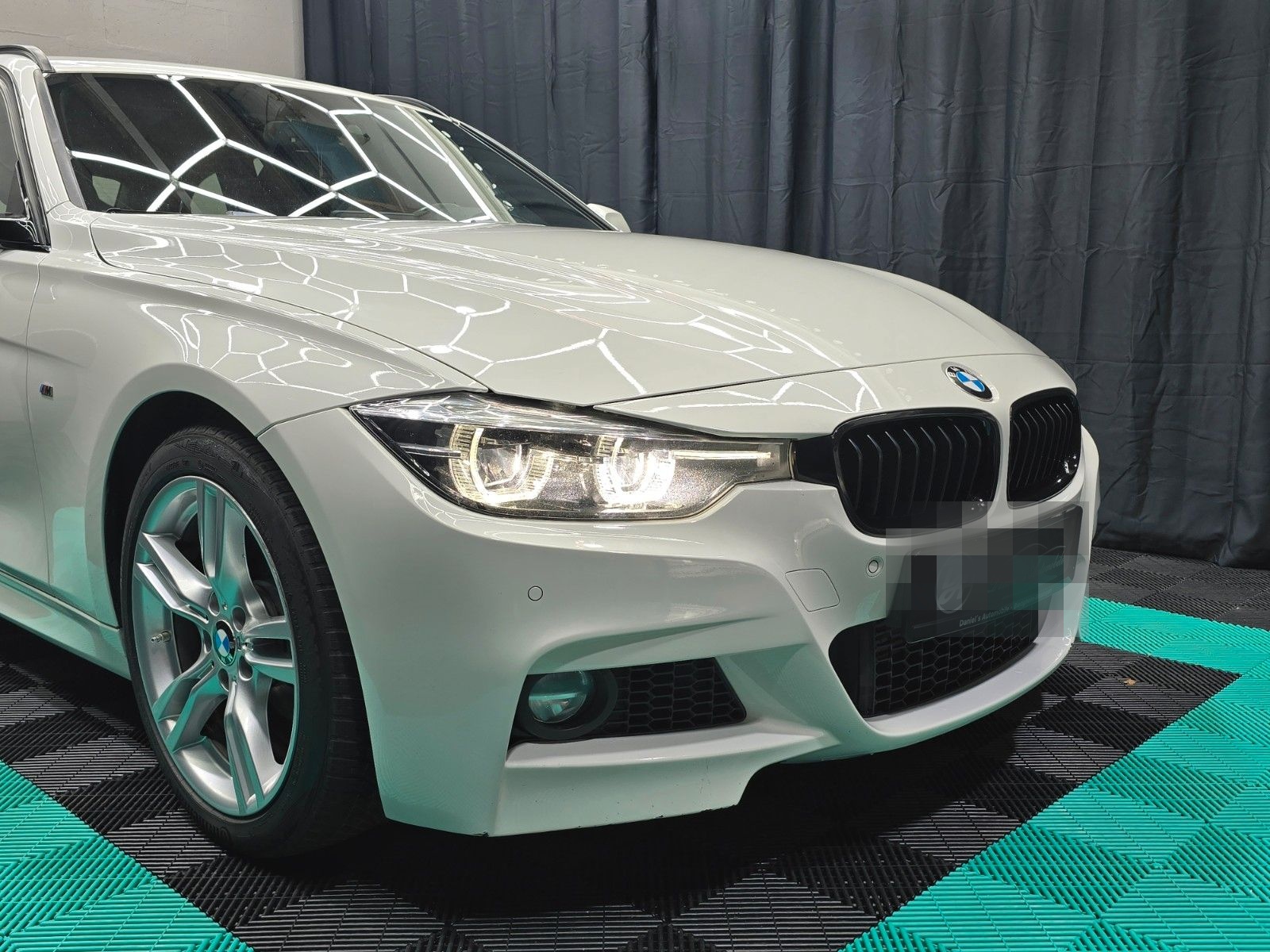 BMW 318i Touring M Sport Shadow Automatik PDC NAVI foto 11