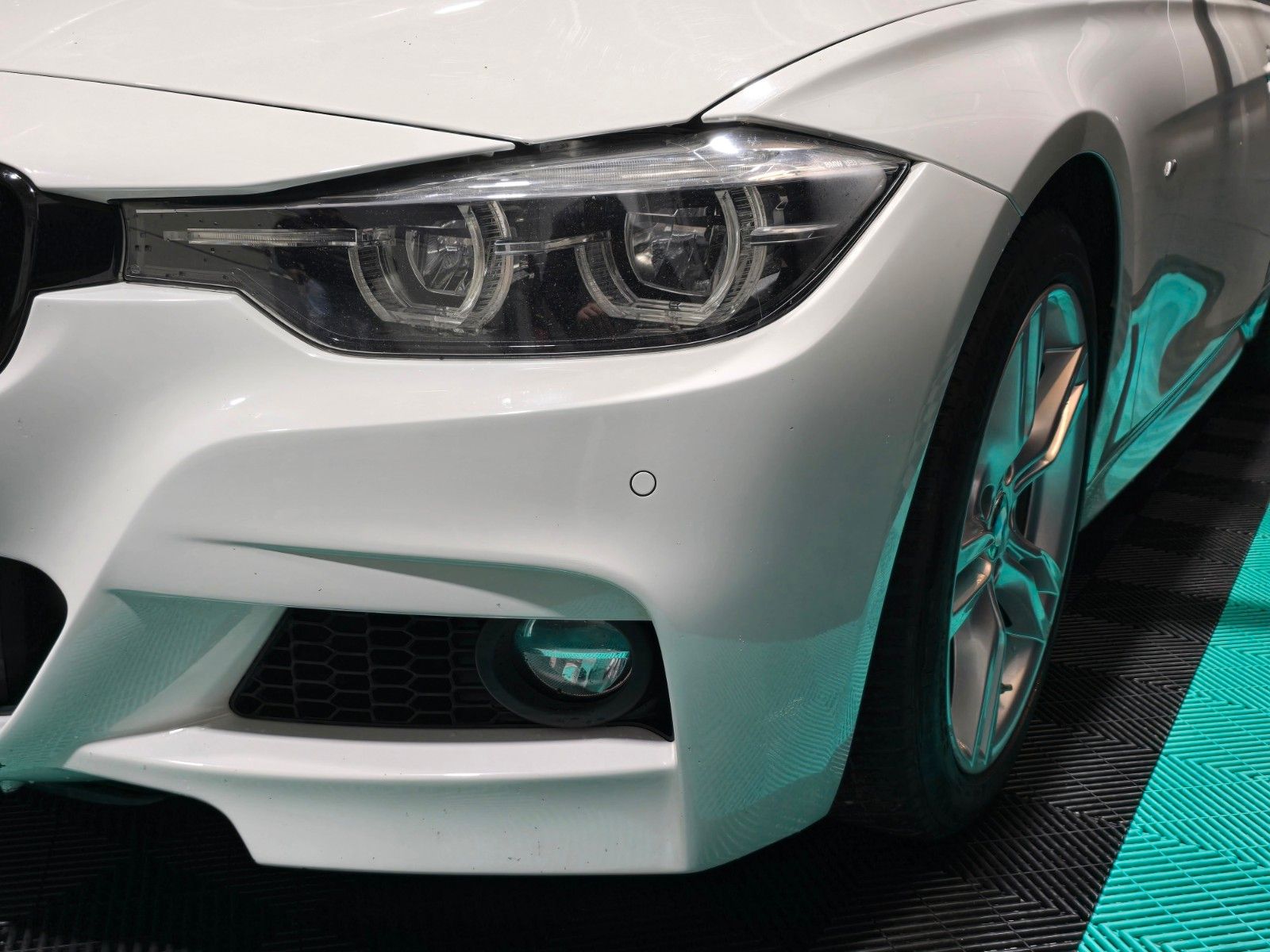 BMW 318i Touring M Sport Shadow Automatik PDC NAVI foto 13