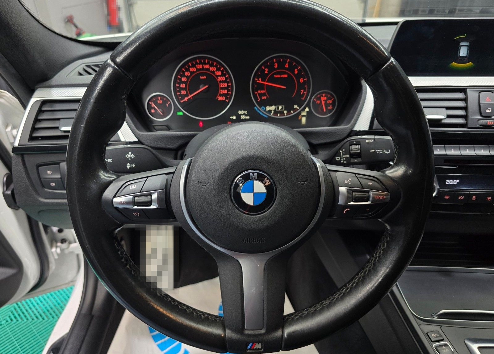 BMW 318i Touring M Sport Shadow Automatik PDC NAVI foto 17