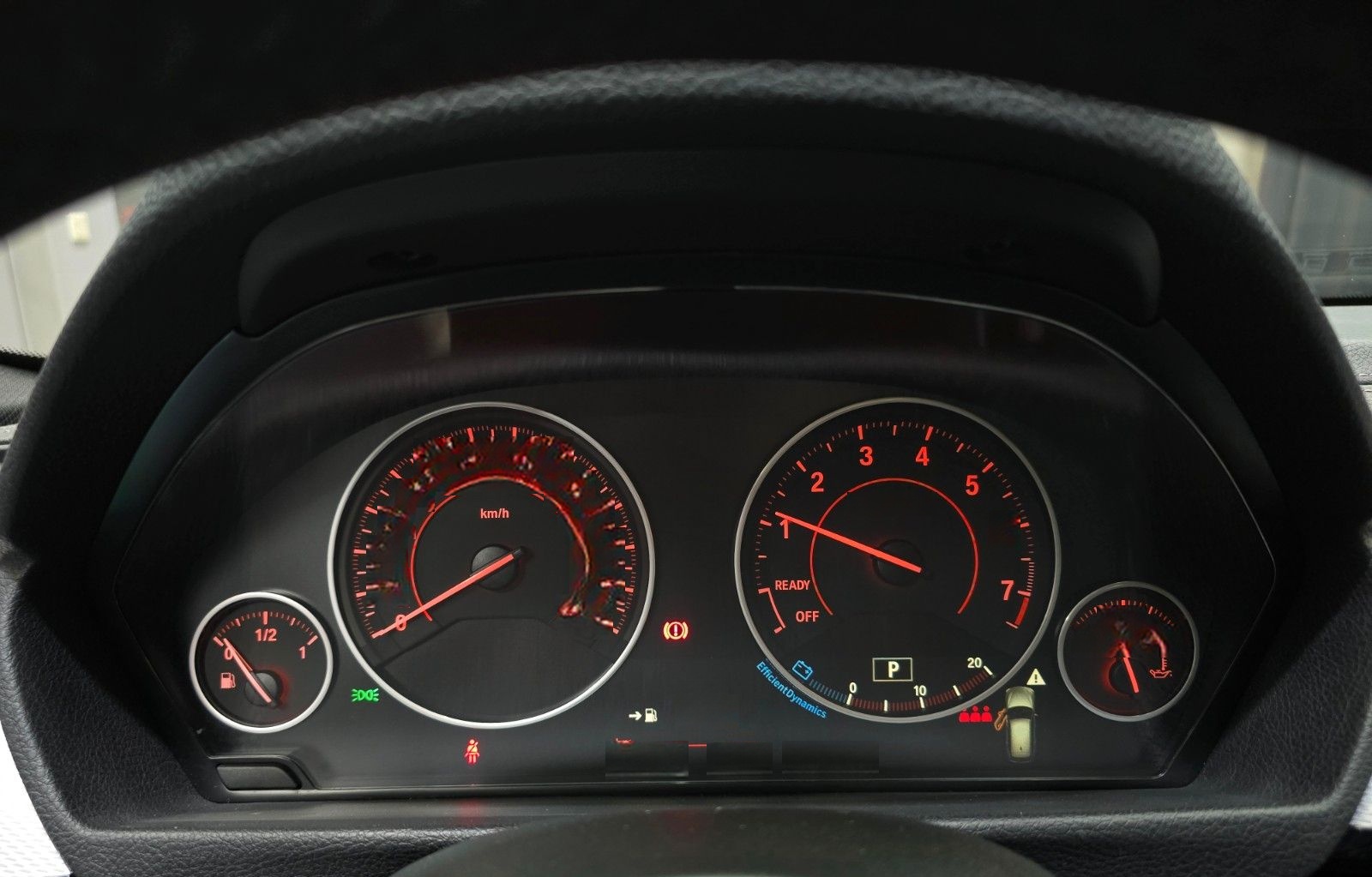 BMW 318i Touring M Sport Shadow Automatik PDC NAVI foto 18