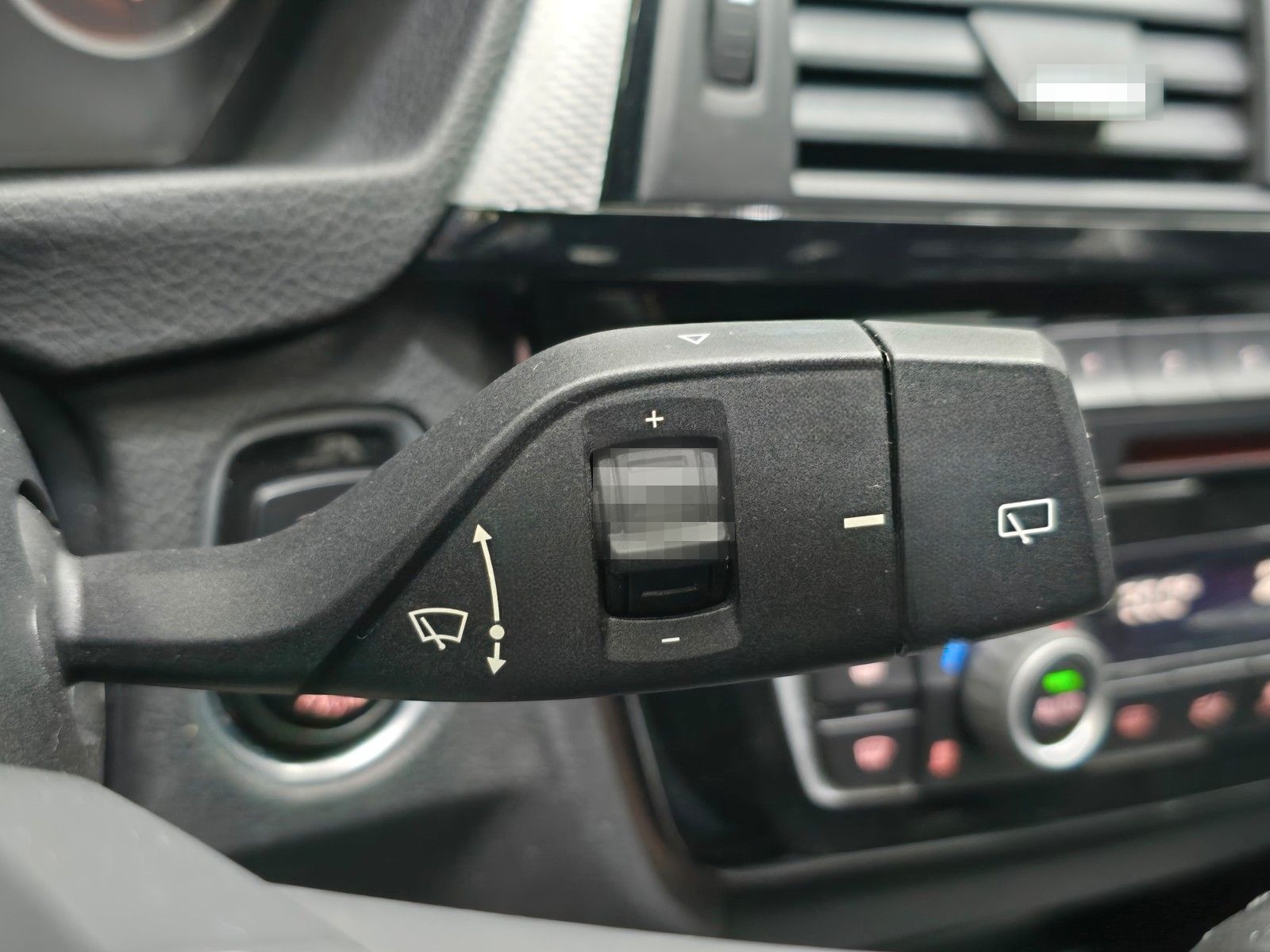 BMW 318i Touring M Sport Shadow Automatik PDC NAVI foto 25