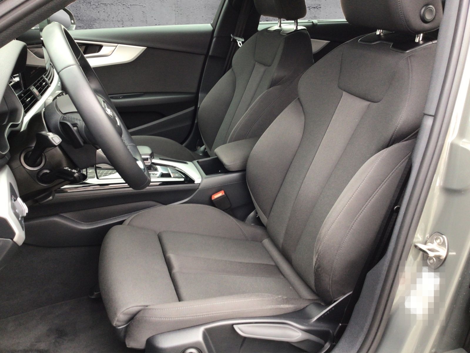 Audi A4 Avant 40 TFSI quattro S-tronic S-LINE STH foto 5