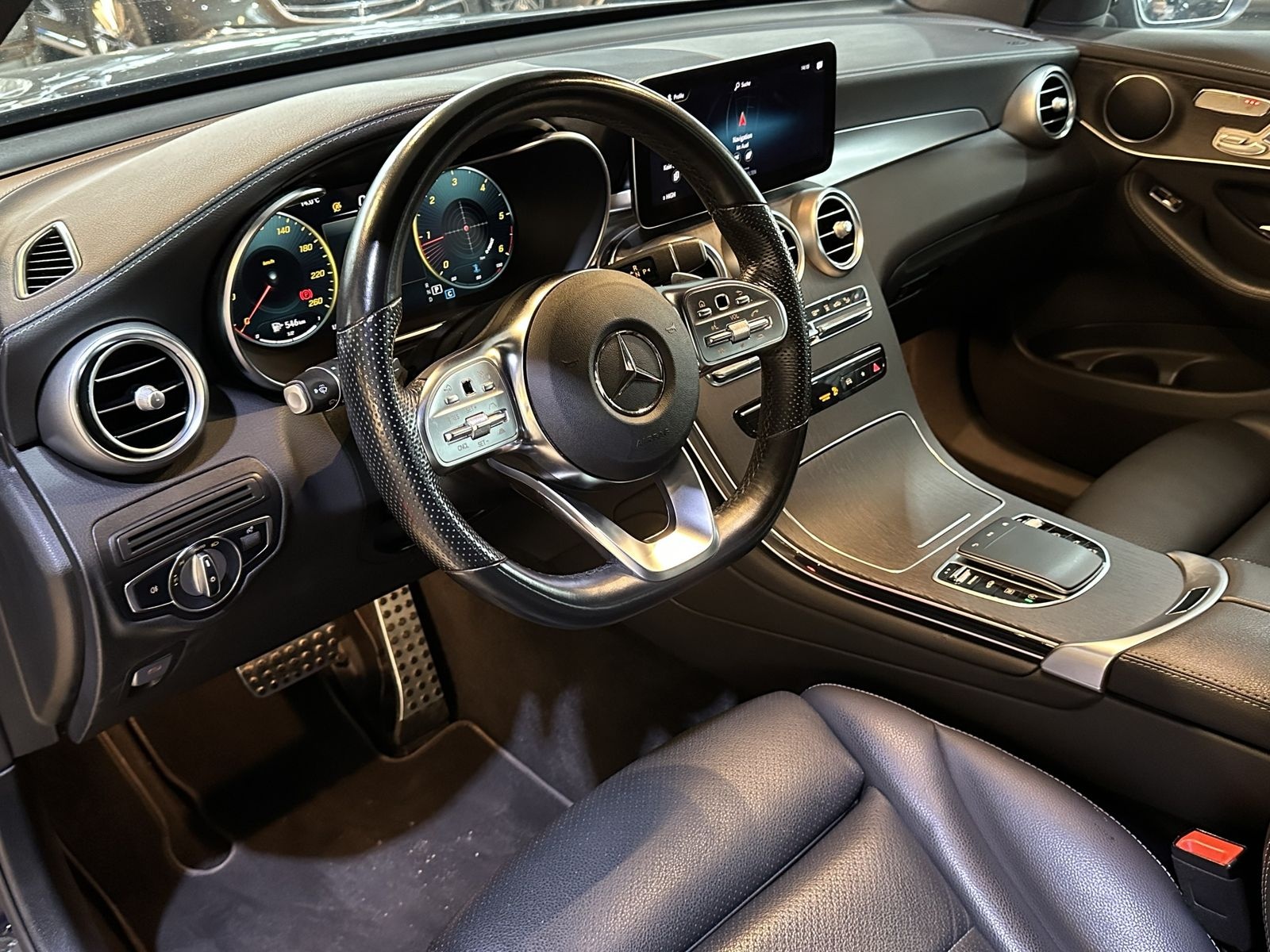 Mercedes-Benz GLC 400 d AMG-Line 4Matic Leder Navi Standheiz.  foto 10