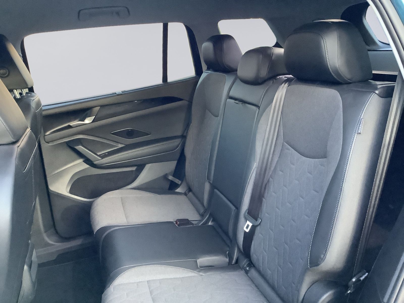 Volkswagen Tayron 2.0TDI DSG Life KAMERA+LED+ACC+AHK foto 13