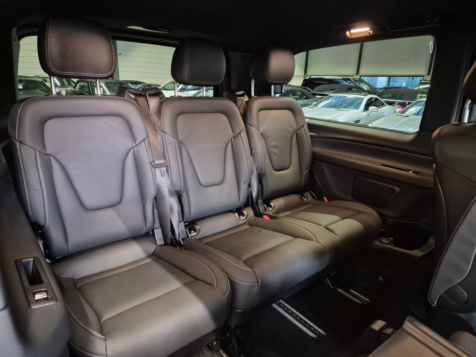 Mercedes-Benz V250 d 4MATIC LANG LEDER STANDHZ MBUX AHK 7SITZE foto 21