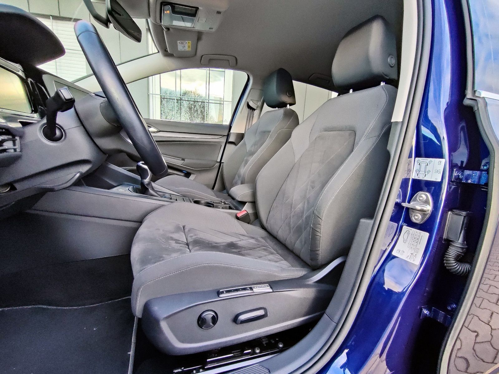 Volkswagen Golf VIII 1.5 TSI Style*HuD*App*Navi*Keyless*RFK foto 17