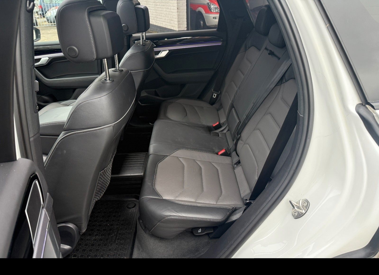 Volkswagen Touareg R-Line 4Motion Head Up Pano Volleder foto 11