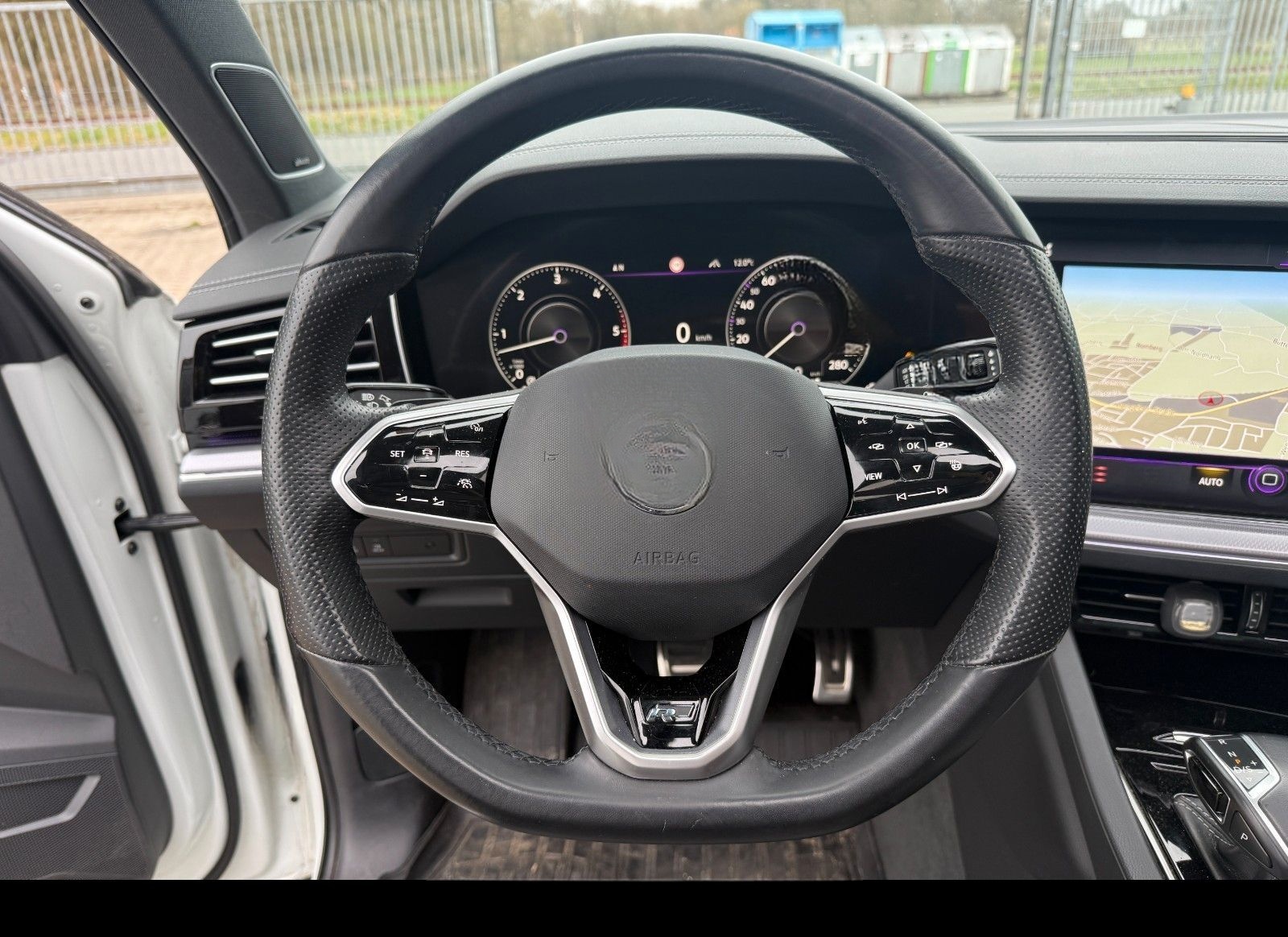 Volkswagen Touareg R-Line 4Motion Head Up Pano Volleder foto 13