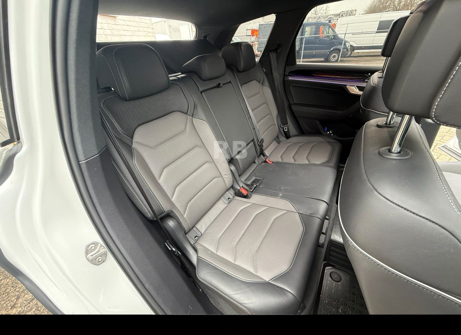 Volkswagen Touareg R-Line 4Motion Head Up Pano Volleder foto 19