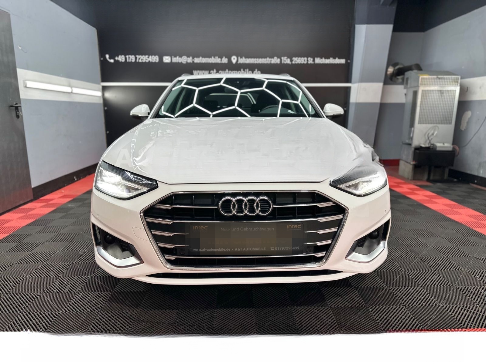 Audi A4 Avant 40 TDI advanced.1HAND foto 2