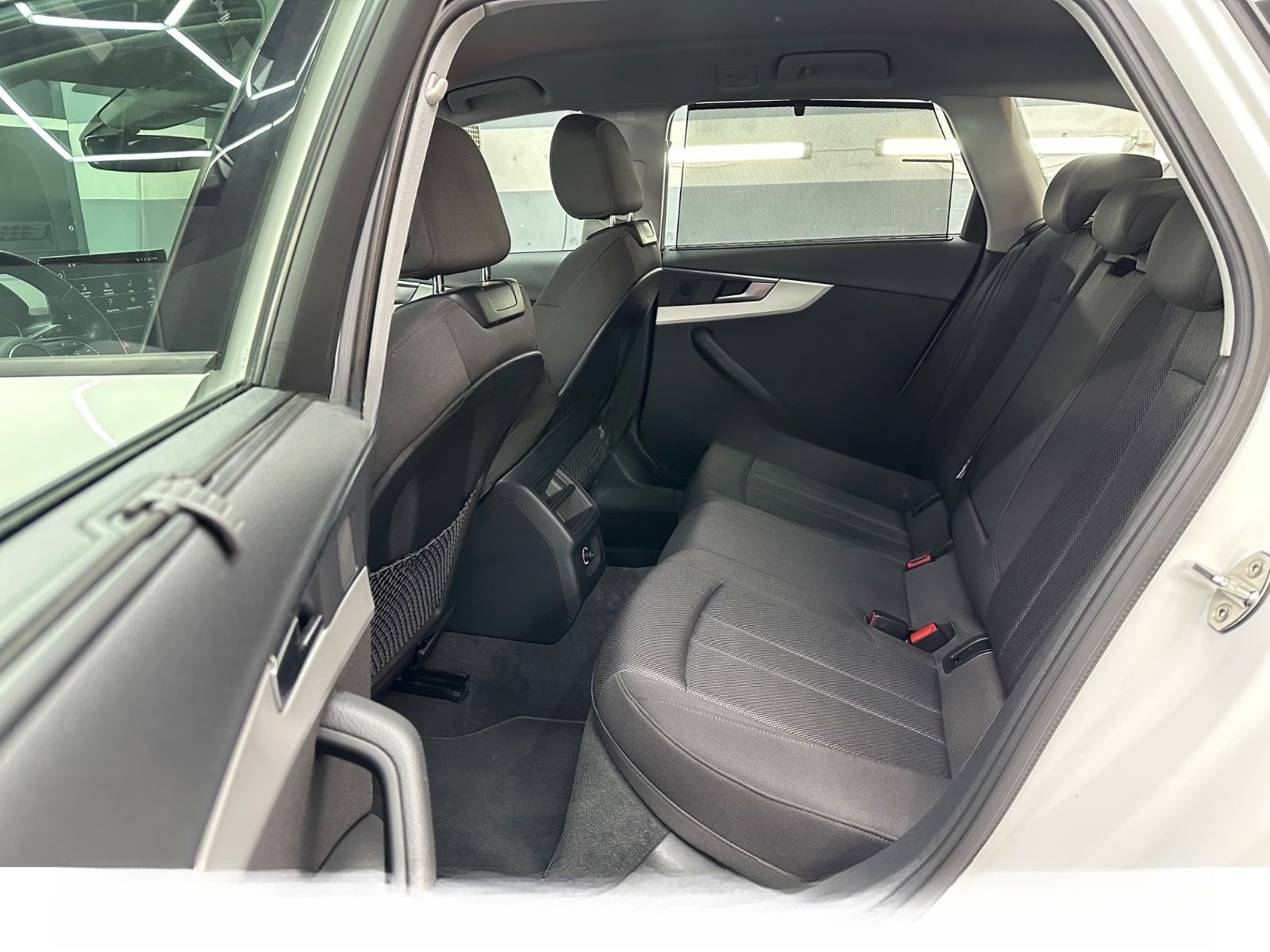 Audi A4 Avant 40 TDI advanced.1HAND foto 15