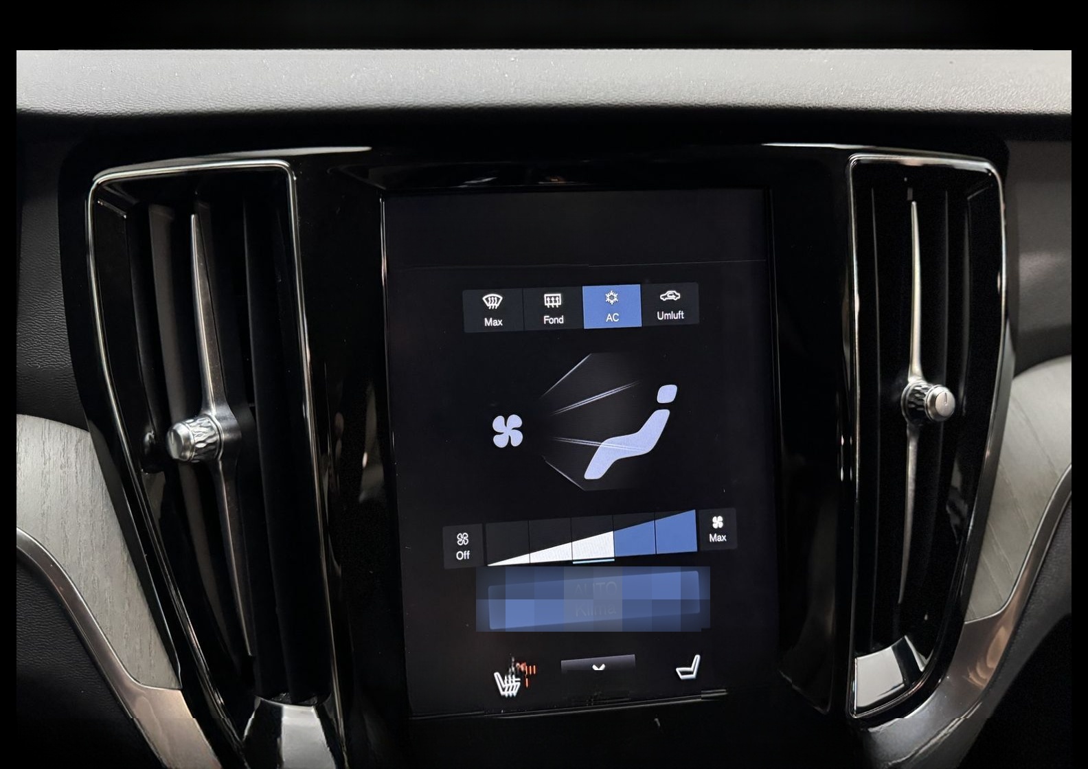 Volvo V60 Kombi B4 D INSCRIPTION *AHK*STHZ*H&K*KAM*19Z foto 21