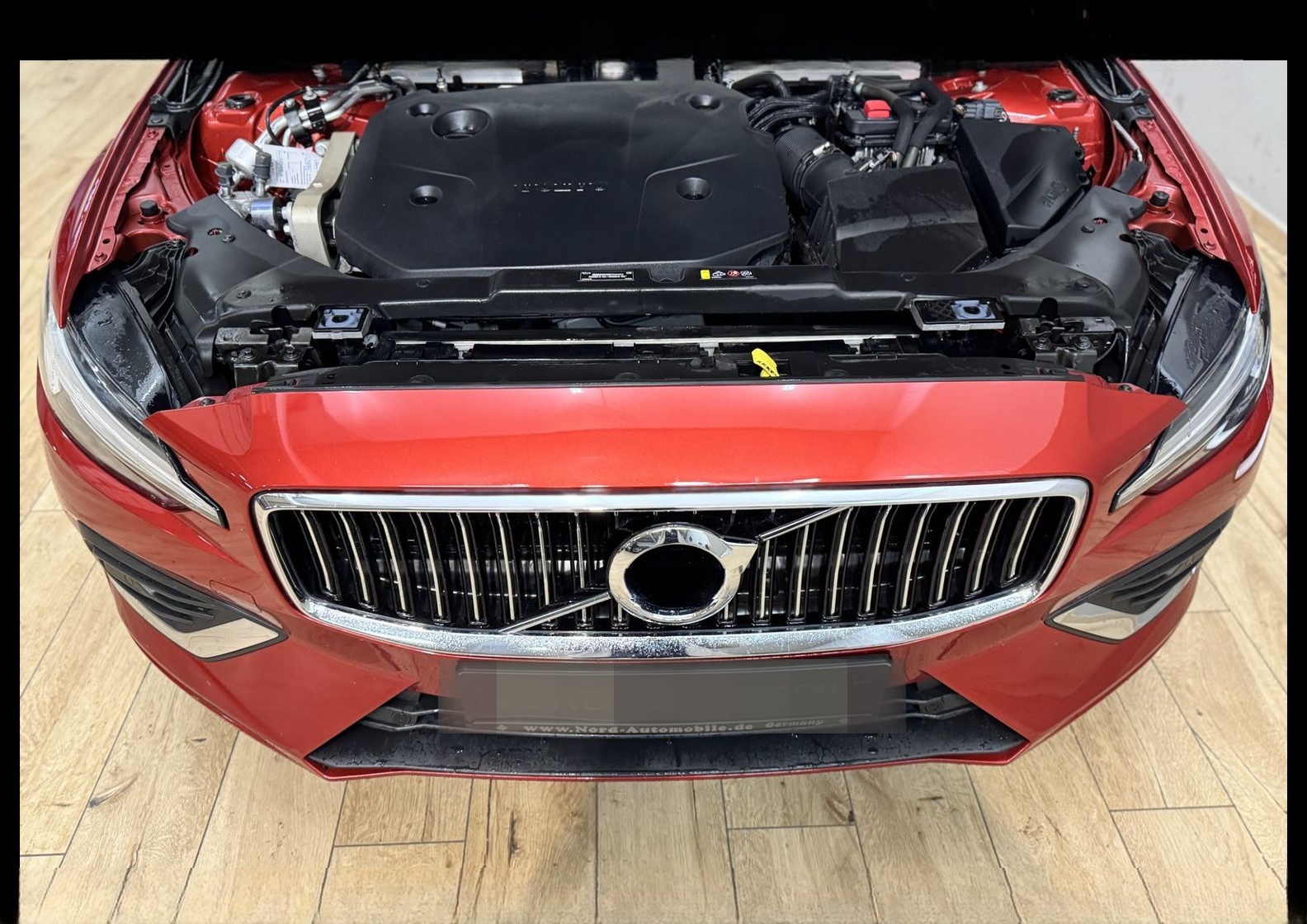 Volvo V60 Kombi B4 D INSCRIPTION *AHK*STHZ*H&K*KAM*19Z foto 22