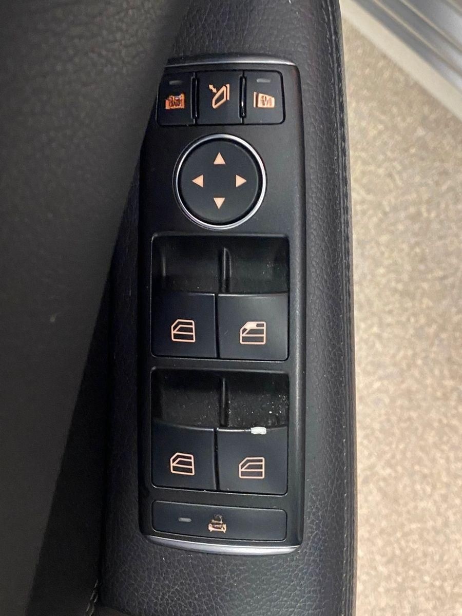 Mercedes-Benz E 200 T ELEGANCE+NAVI+LED Scheinwerfer+Distronic foto 16