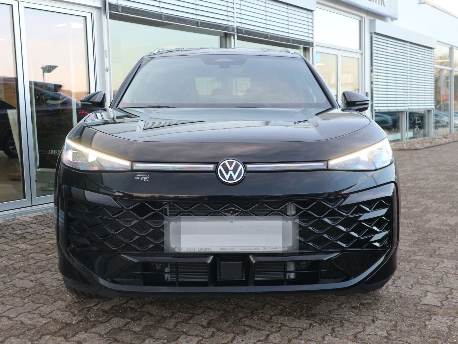 Volkswagen T-Roc R-Line 1.5 eTSI OPF (150 PS) DSG *AHK*WINT foto 3