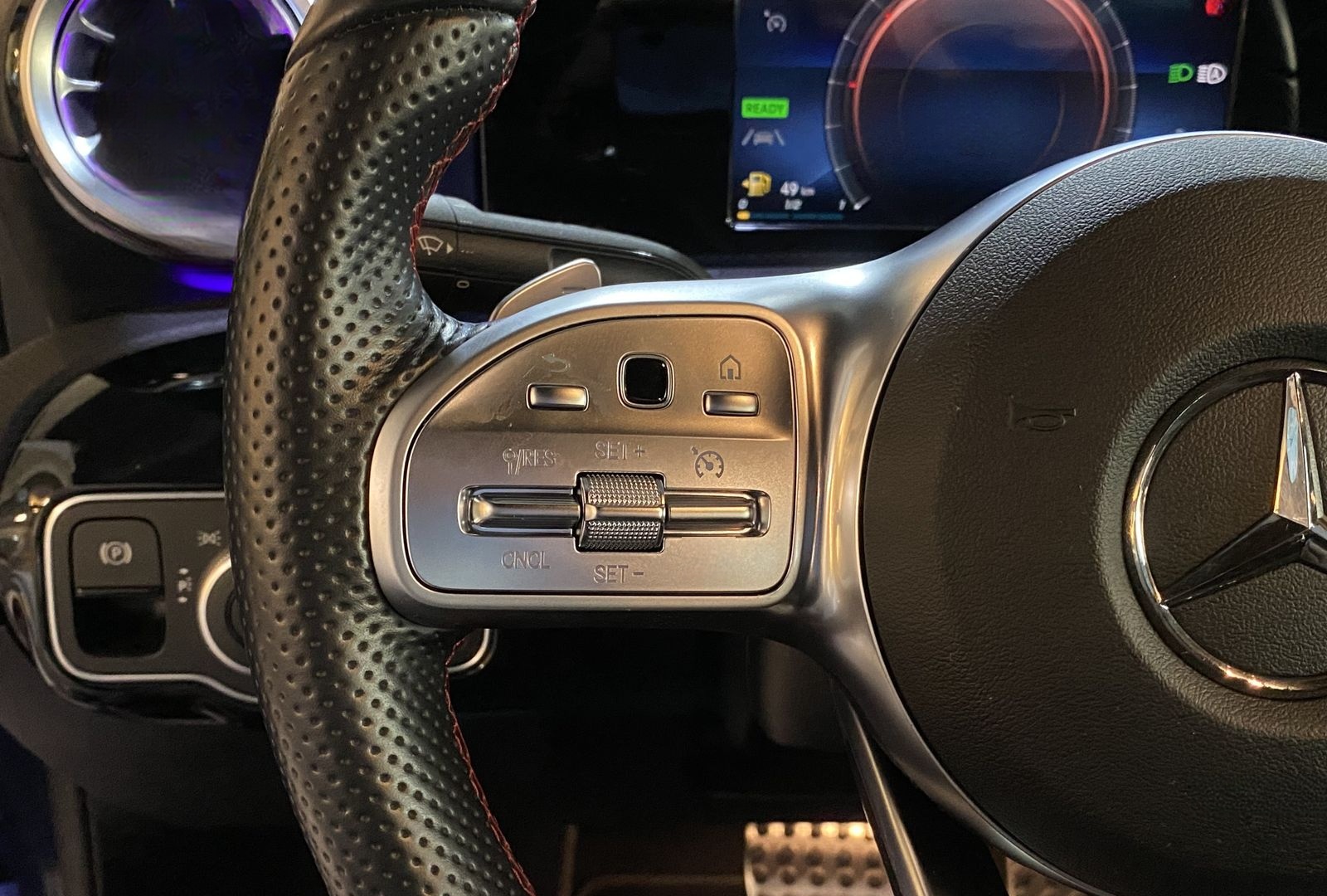 Mercedes-Benz A 250 e AMG Line Night Navi LED Ambiente-Licht foto 13