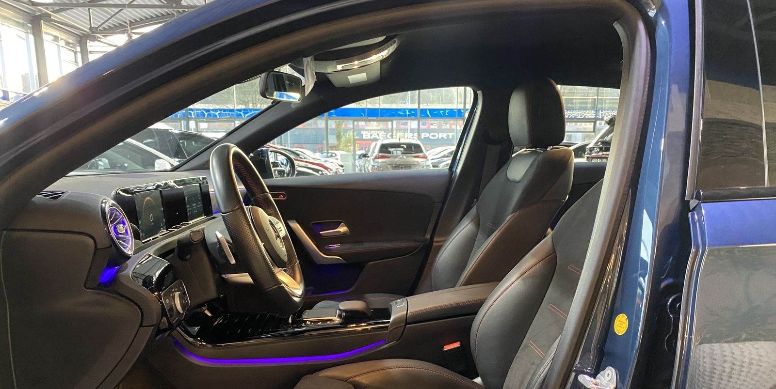 Mercedes-Benz A 250 e AMG Line Night Navi LED Ambiente-Licht foto 8