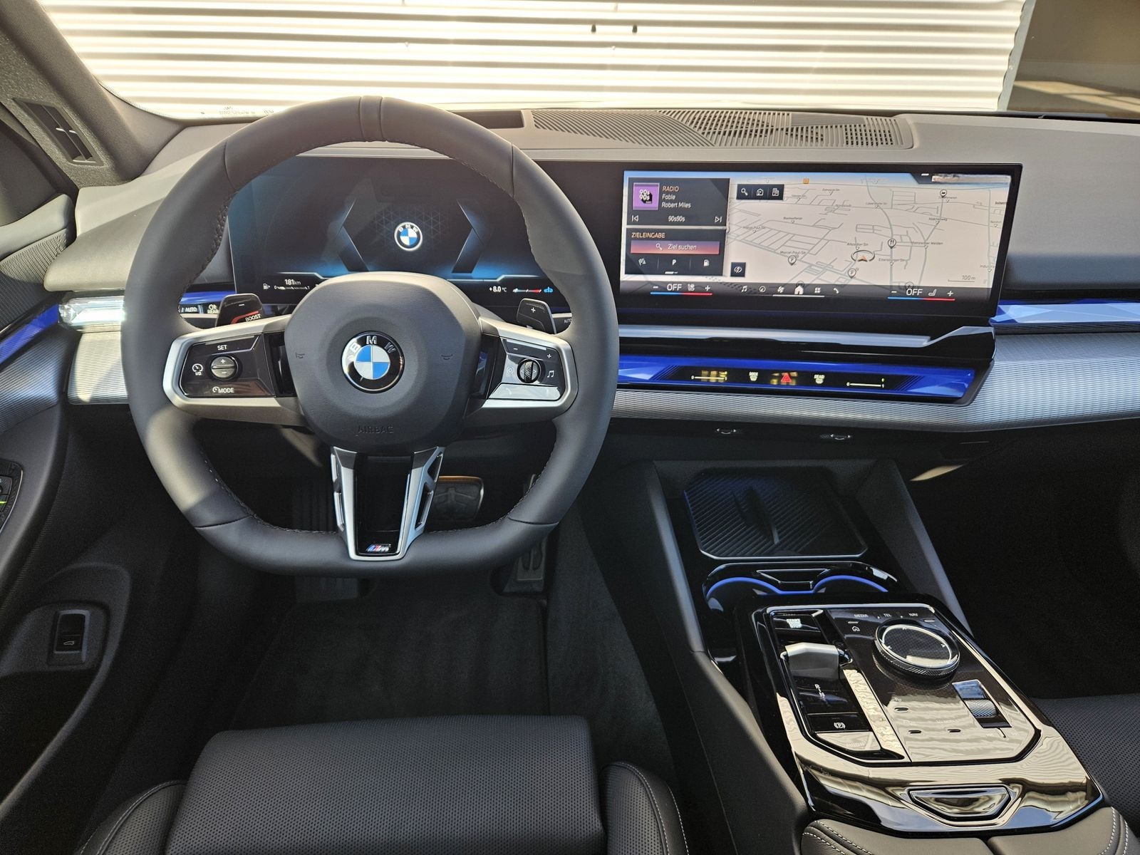 BMW 540d xDrive MSport HUD AHK Lenkradheizung foto 14