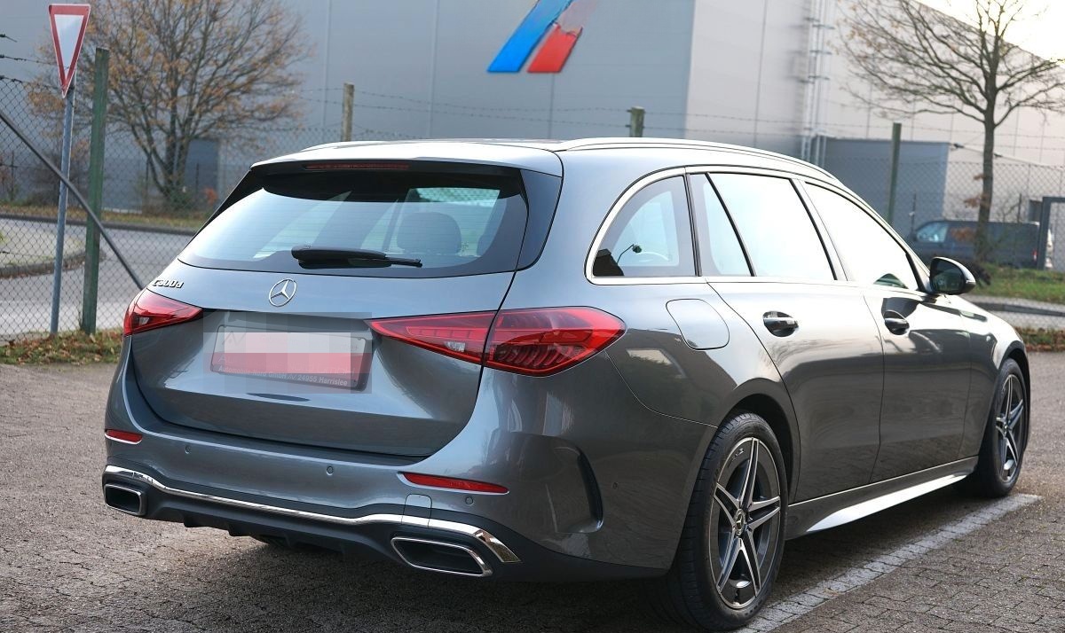 Mercedes-Benz C 300d*Amg Paket*Ahk*Distronic Plus foto 4