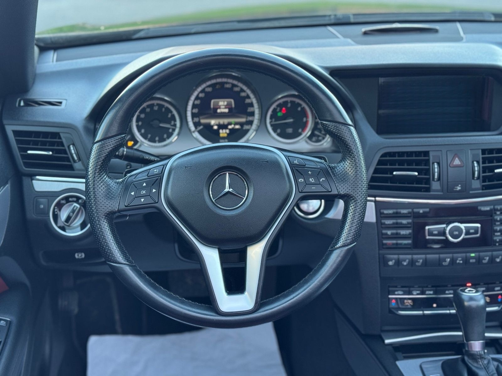 Mercedes-Benz E 250d Cabrio 7G-Tronic AMG Leder Sitz-Klima 1.H foto 16