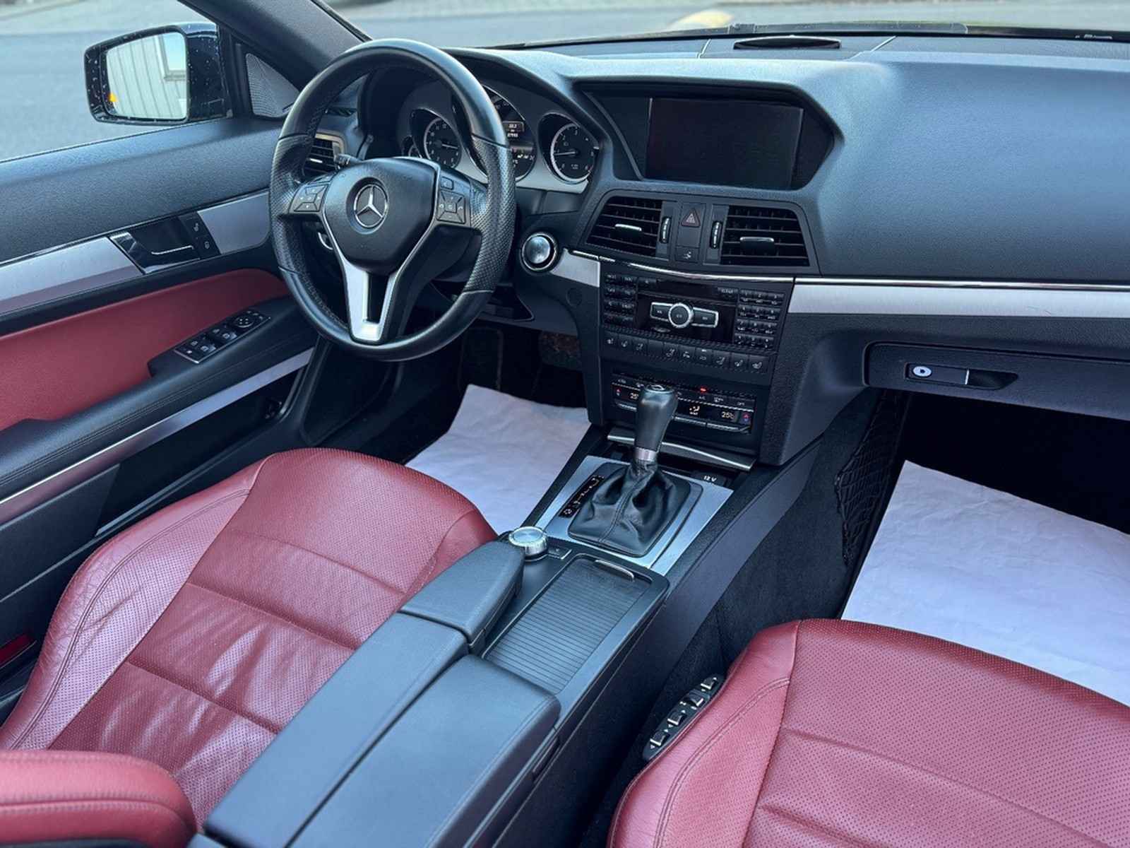 Mercedes-Benz E 250d Cabrio 7G-Tronic AMG Leder Sitz-Klima 1.H foto 38