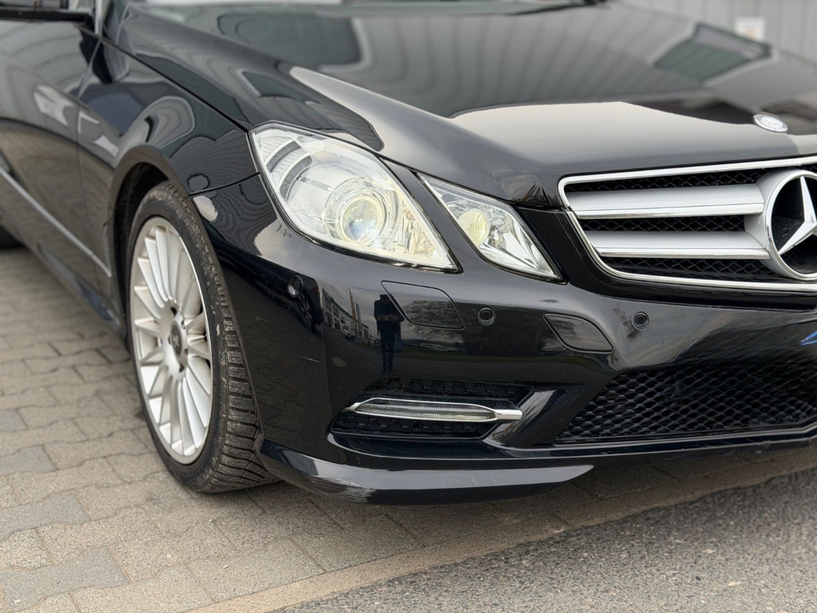 Mercedes-Benz E 250d Cabrio 7G-Tronic AMG Leder Sitz-Klima 1.H foto 44