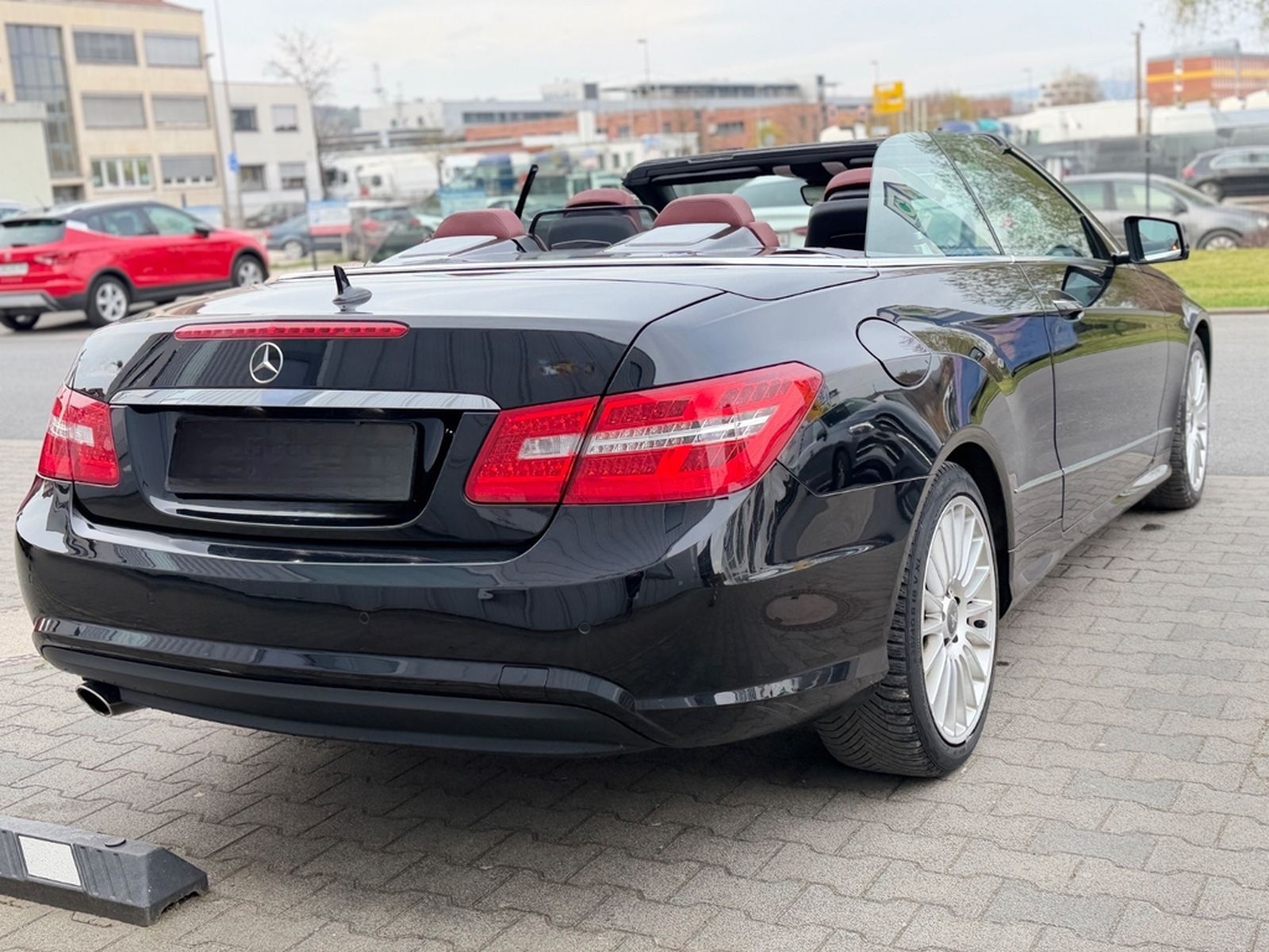 Mercedes-Benz E 250d Cabrio 7G-Tronic AMG Leder Sitz-Klima 1.H foto 7