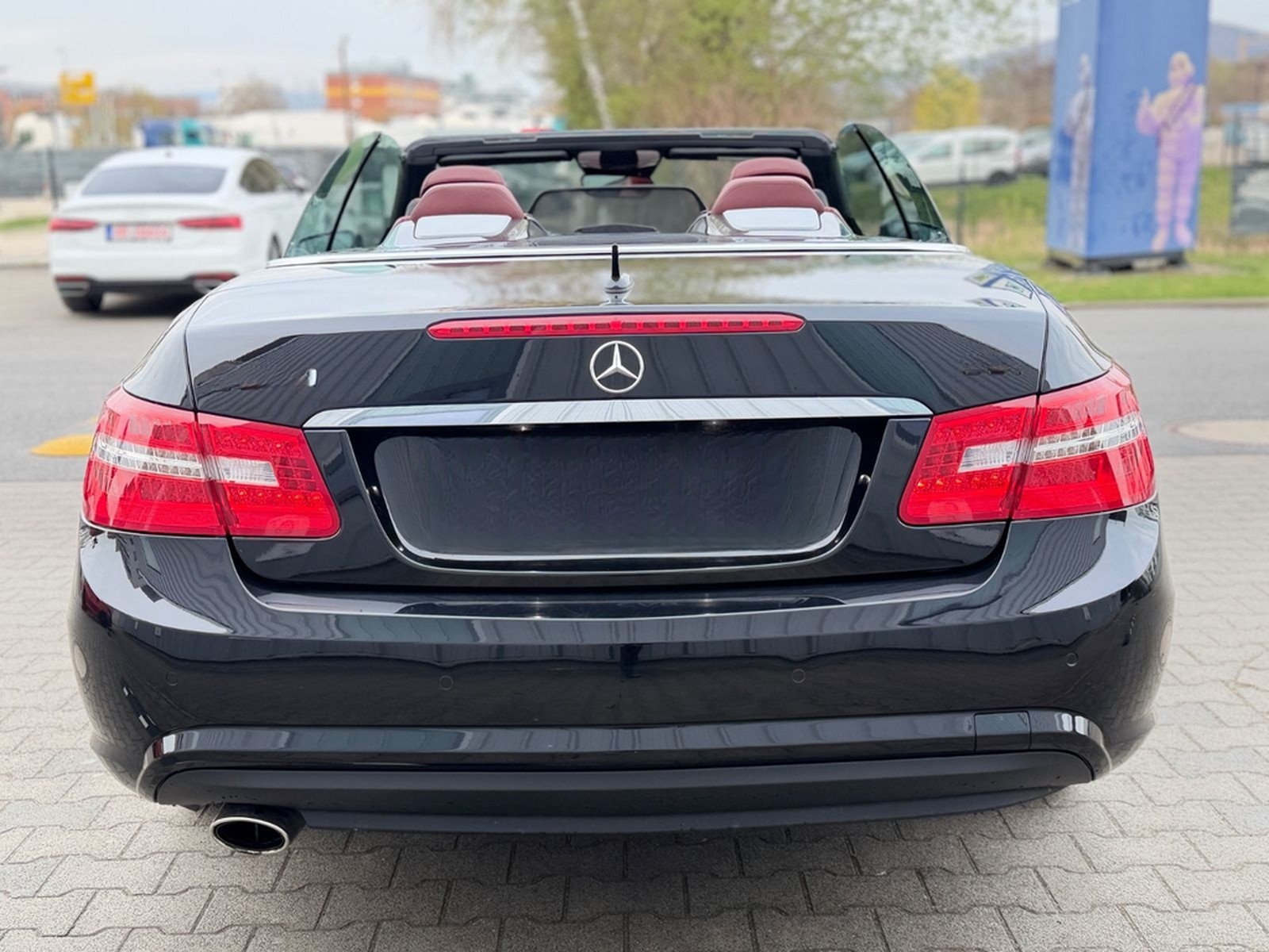 Mercedes-Benz E 250d Cabrio 7G-Tronic AMG Leder Sitz-Klima 1.H foto 8