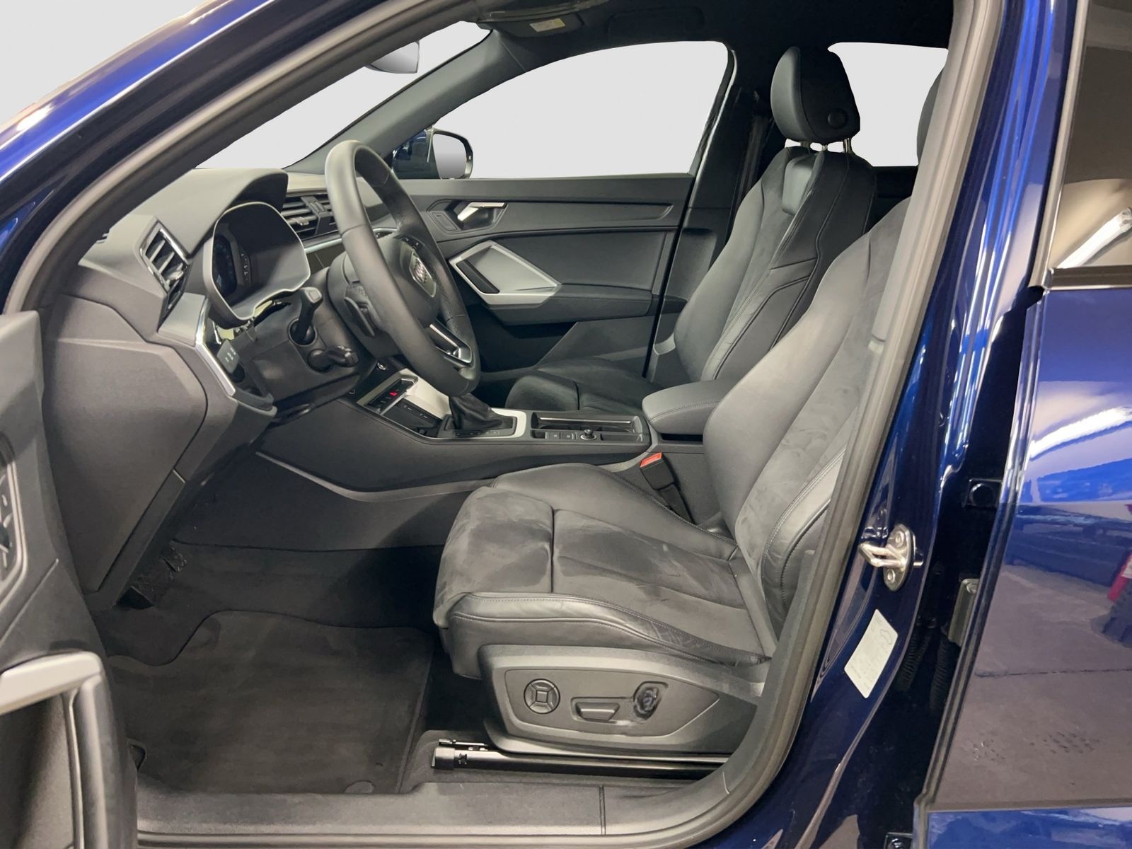 Audi Q3 Sportback S line 35 TFSI 5JGar ACC virtual el foto 9