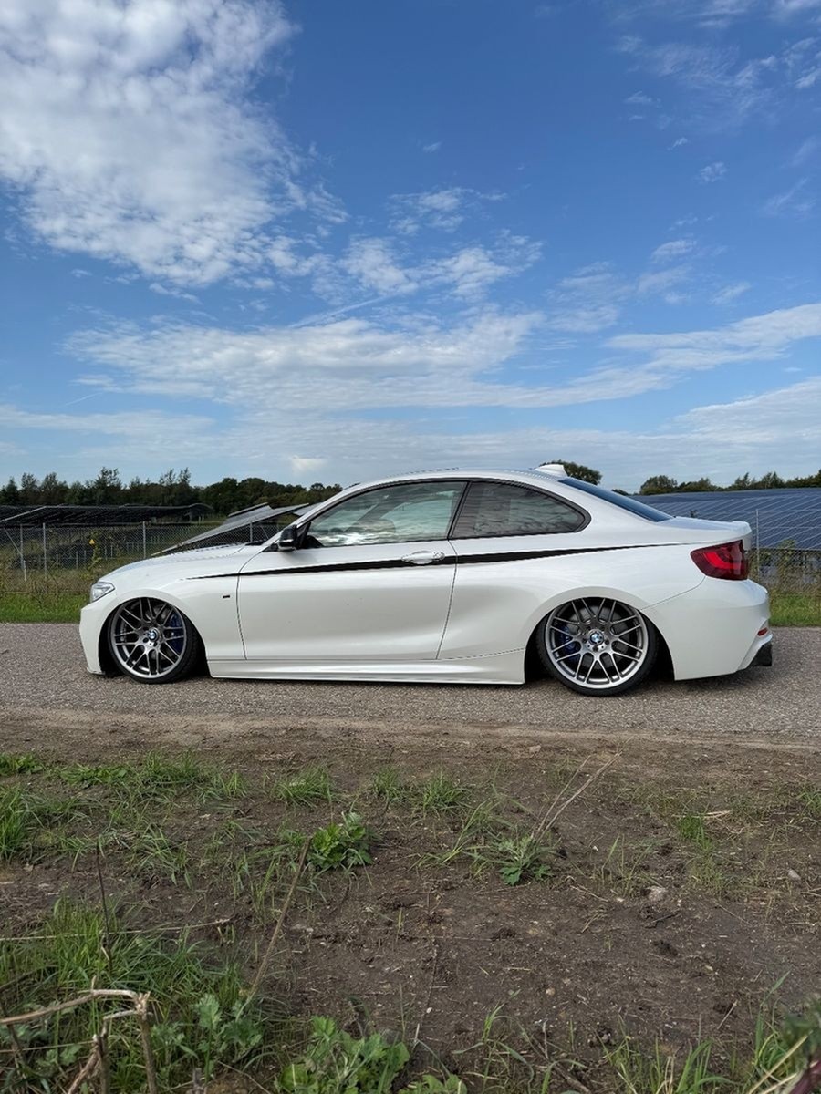 BMW M235i Coupé Airlift Sommerfahrzeug foto 8
