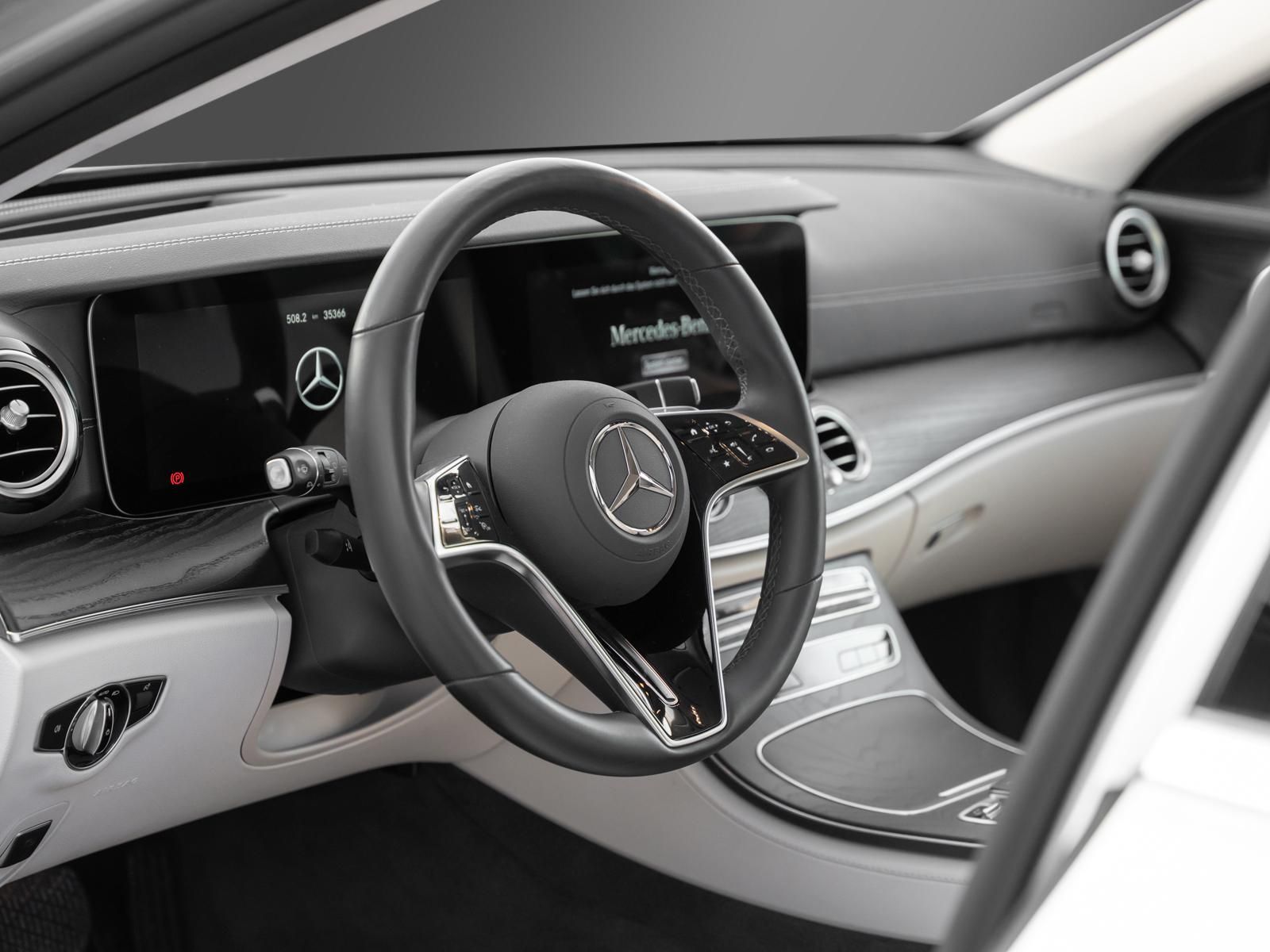 Mercedes-Benz E 300d T-Modell Exclusive Burmester 360° Luft foto 21