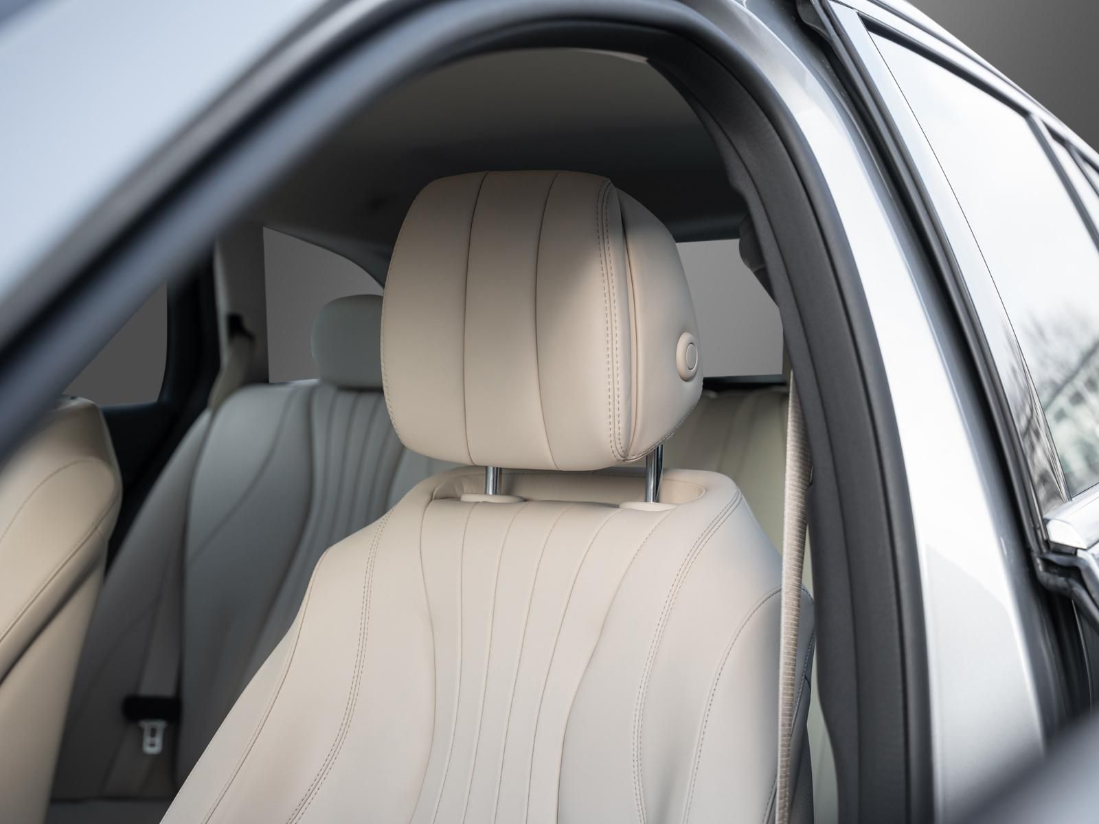 Mercedes-Benz E 300d T-Modell Exclusive Burmester 360° Luft foto 25