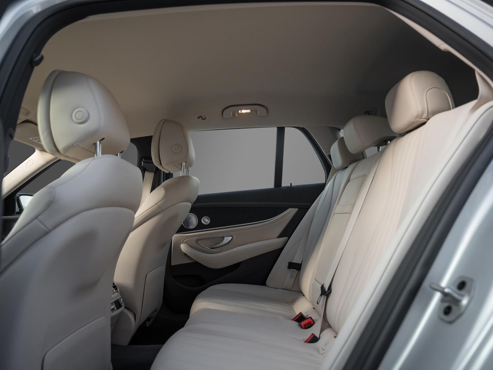 Mercedes-Benz E 300d T-Modell Exclusive Burmester 360° Luft foto 6